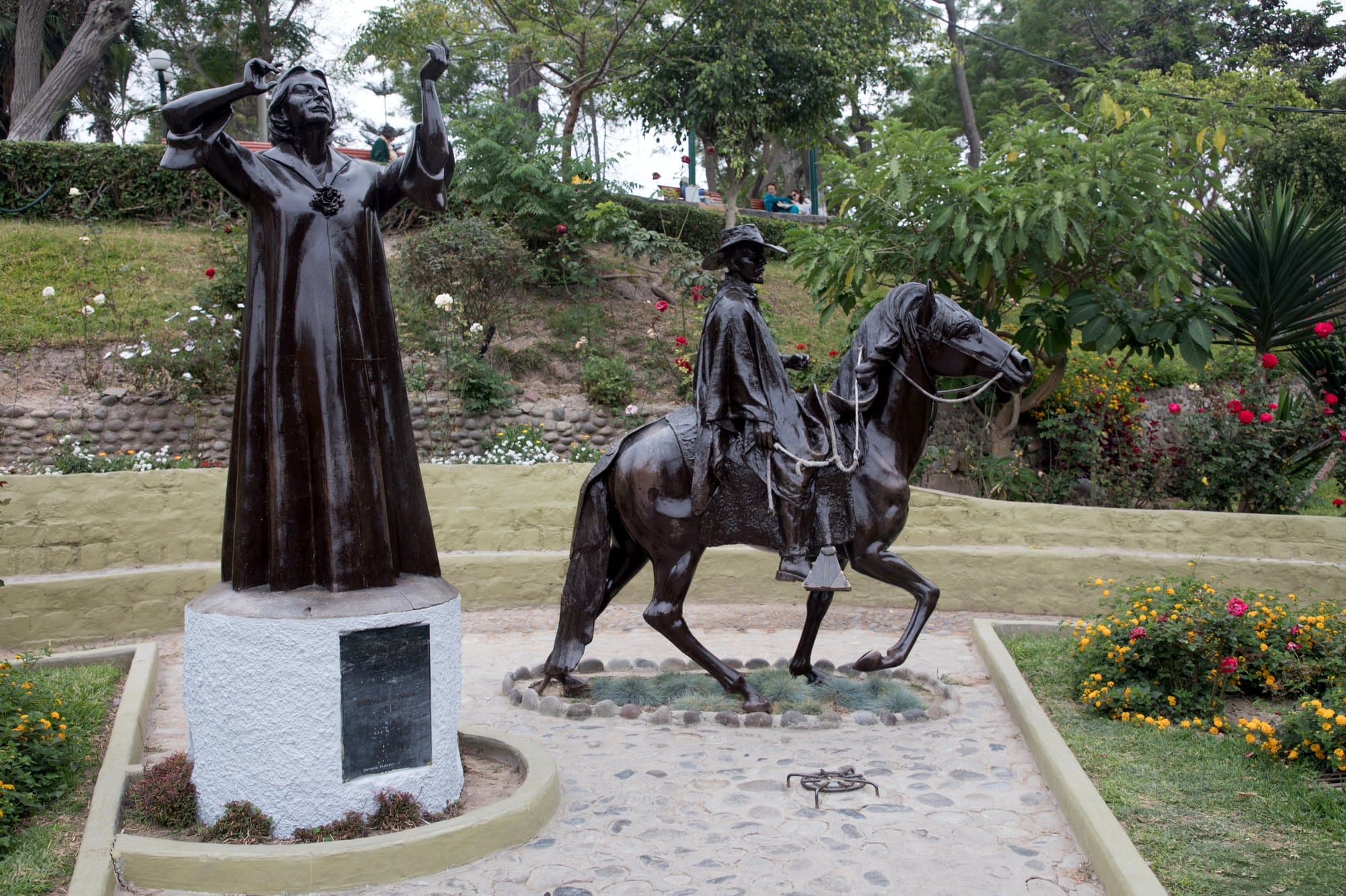 Plazuela Chabuca Granda: The Woman Who Named the Bridge