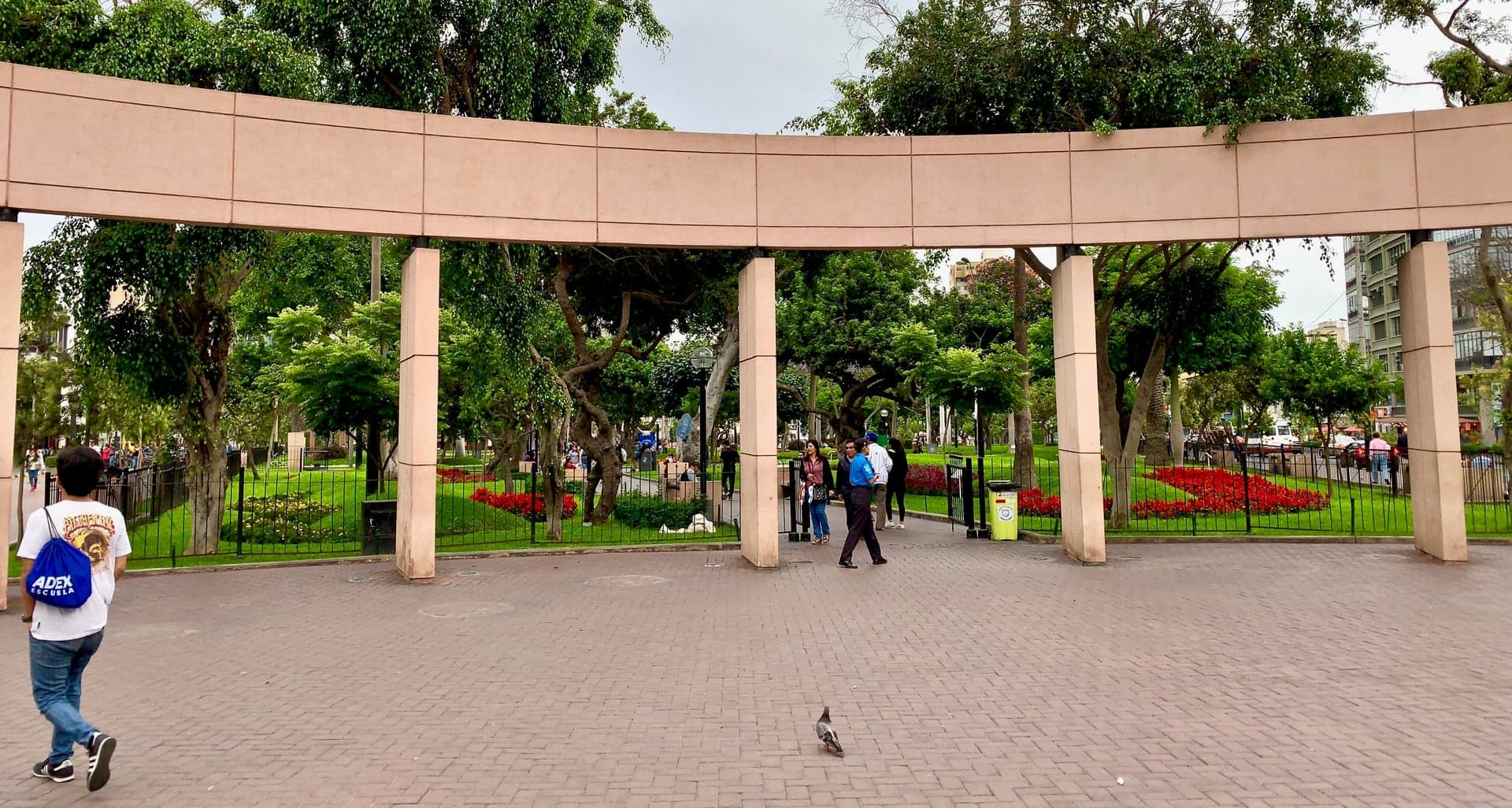 Municipal Palace: A Tower Turned to the Park
