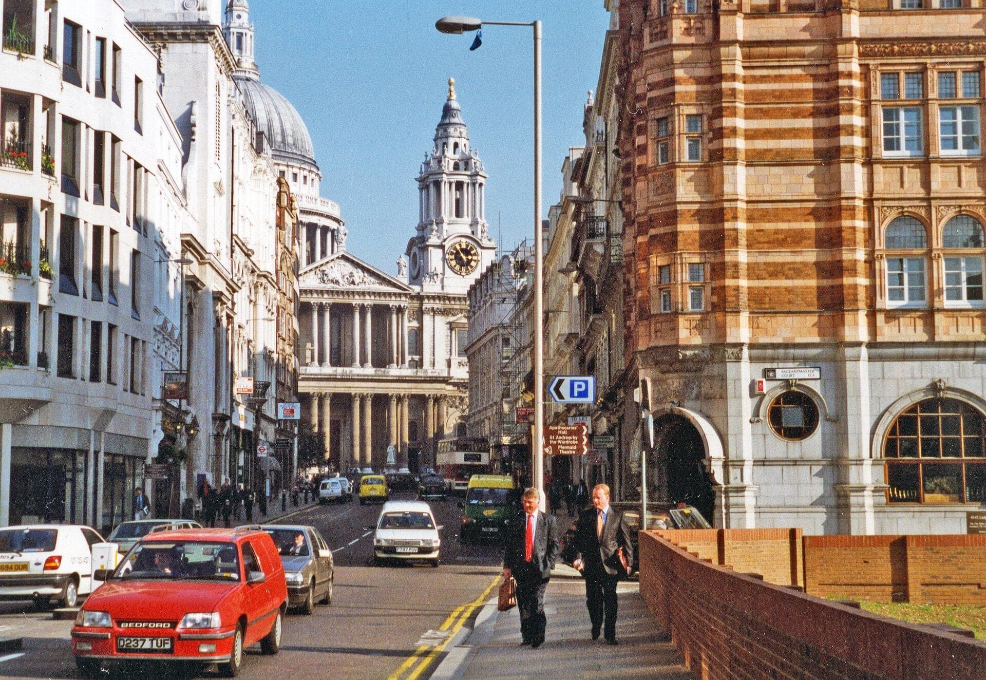 St Paul's Cathedral: The Dome the City Keeps in View