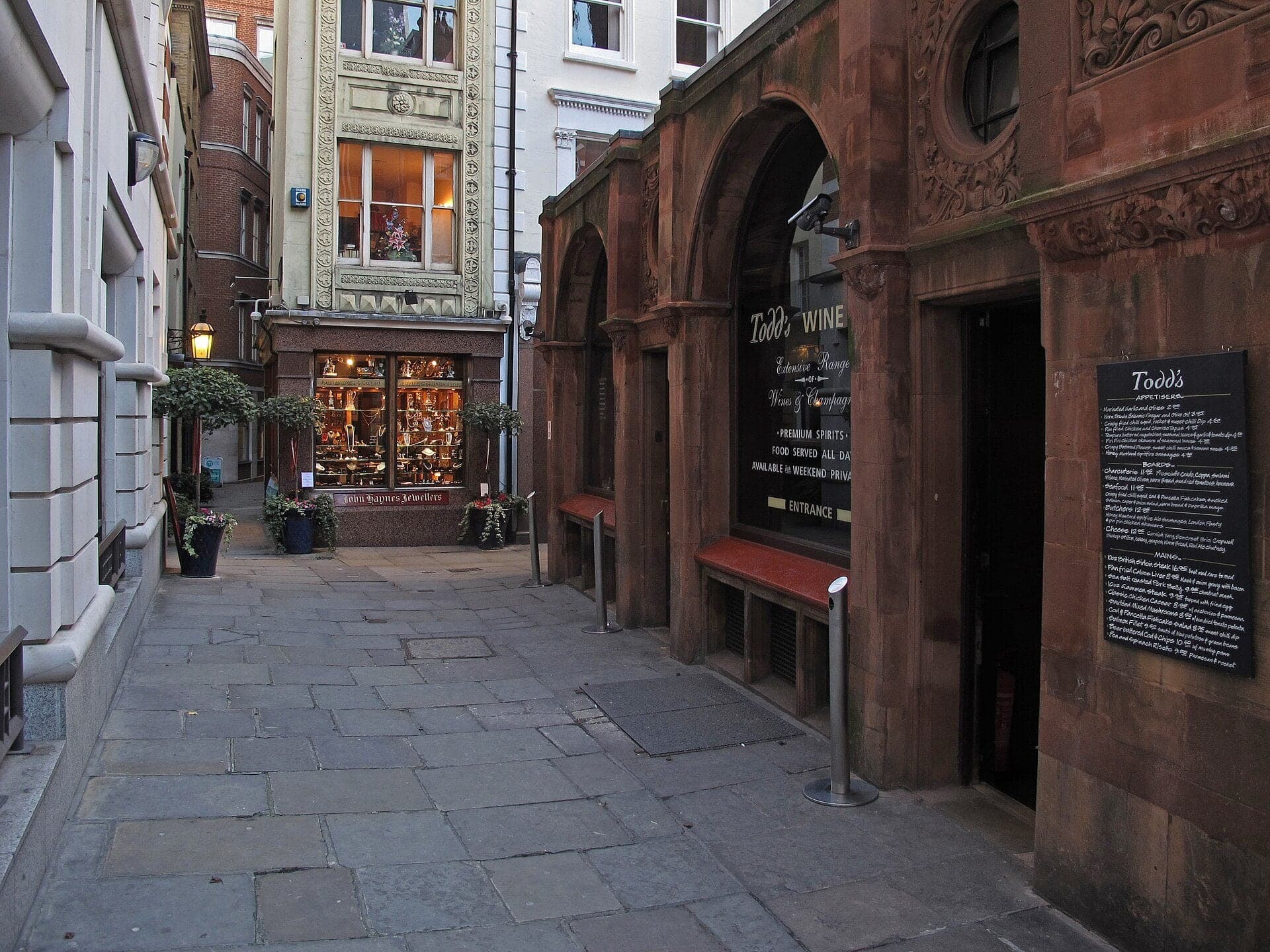 St Michael's Alley: The Coffee House Plaque
