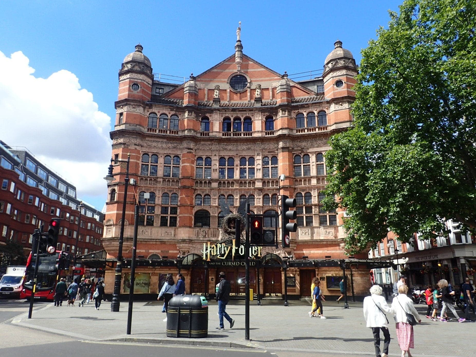 Cambridge Circus: Two Victorian Roads