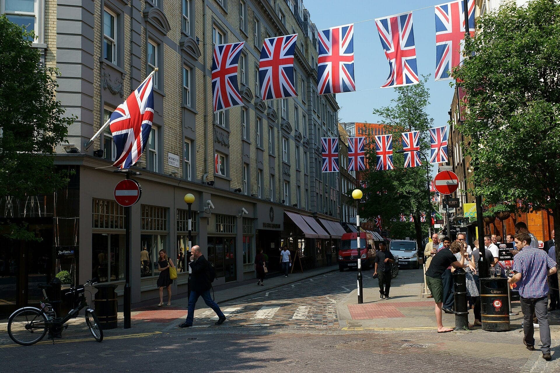 Seven Dials: Six Faces, Seven Streets