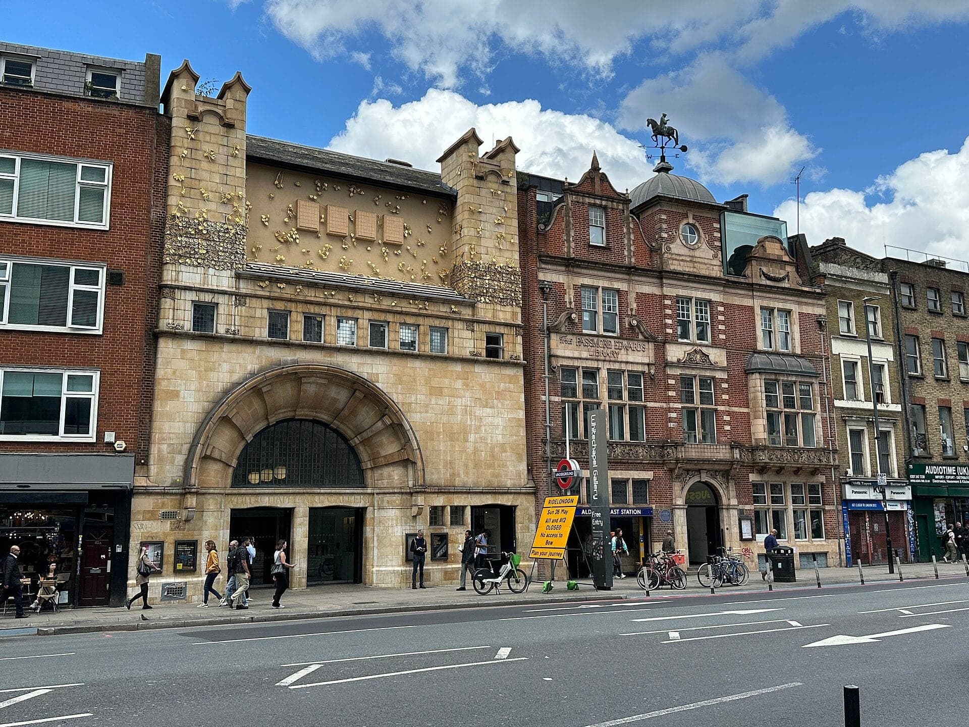 Whitechapel Gallery: Art for the East End