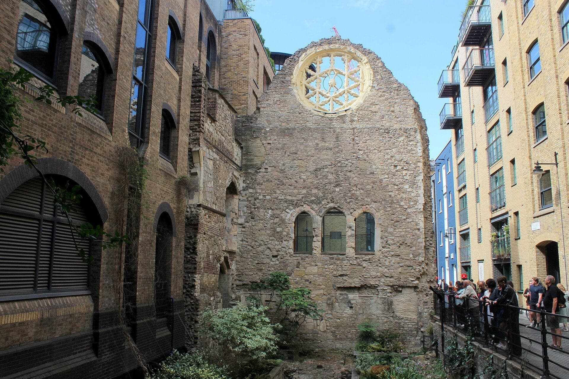 Winchester Palace and Clink Street: The Bishop's Liberty