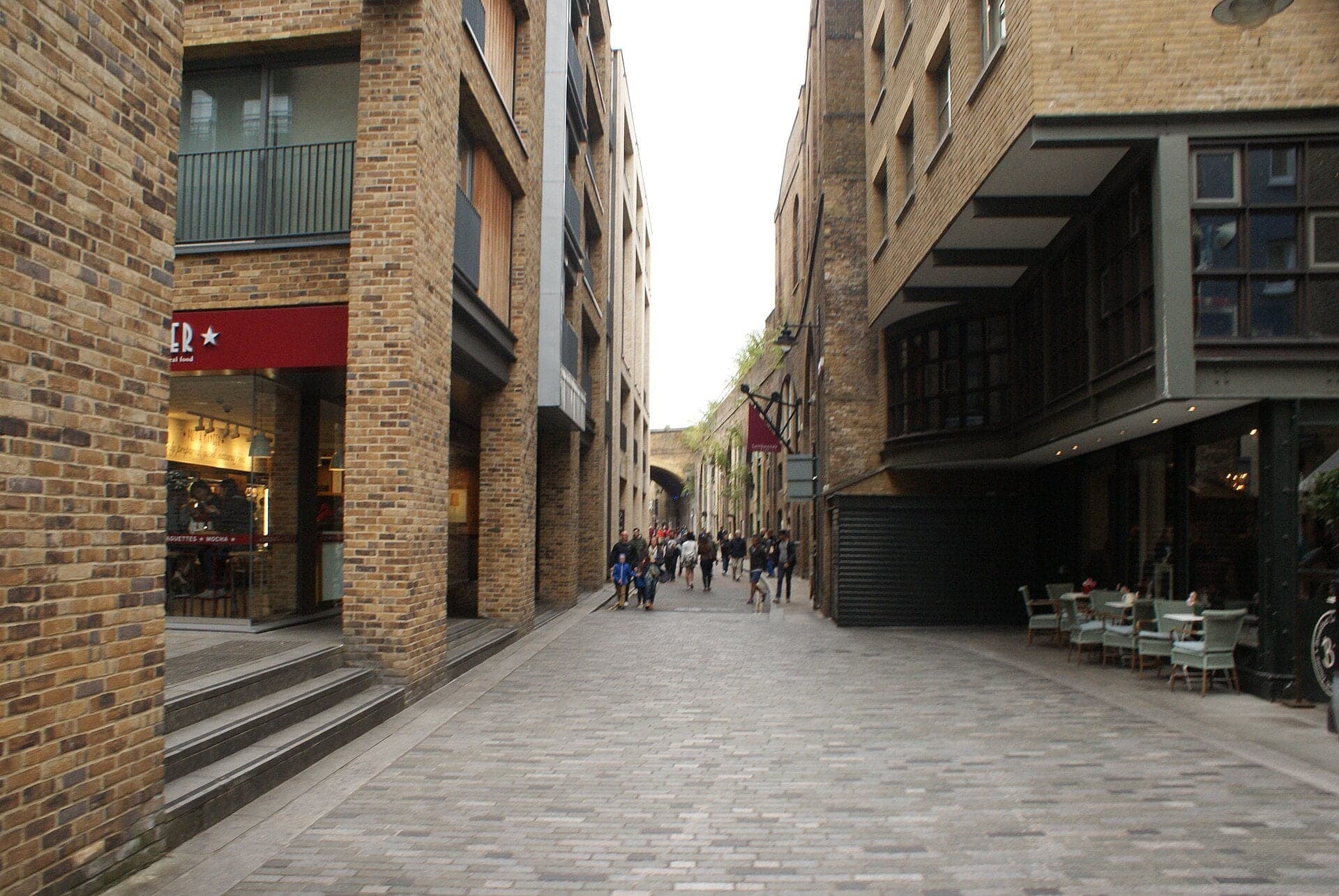 Winchester Palace and Clink Street: The Bishop's Liberty