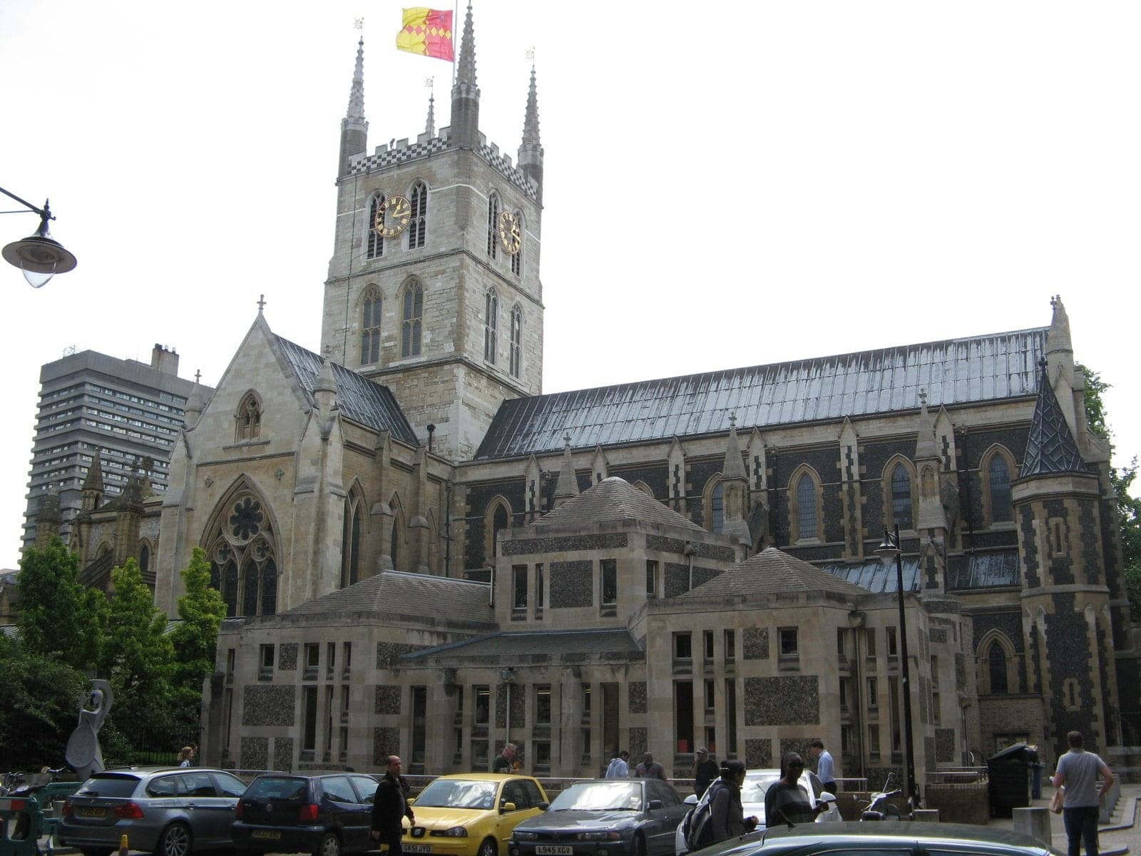 Southwark Cathedral: A Priory by the Old Crossing