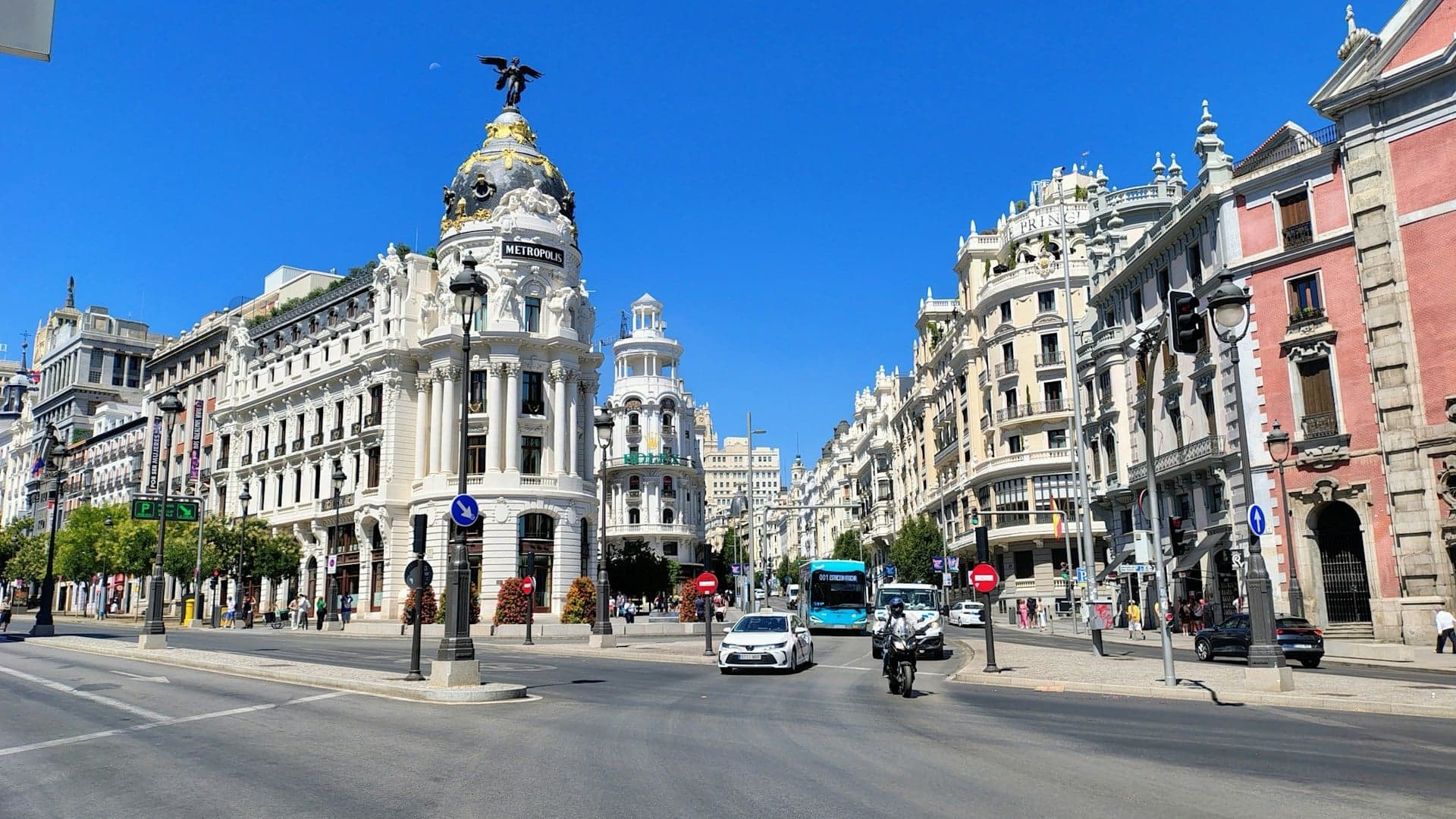 Gran Vía: The Street That Grew Wider and Taller