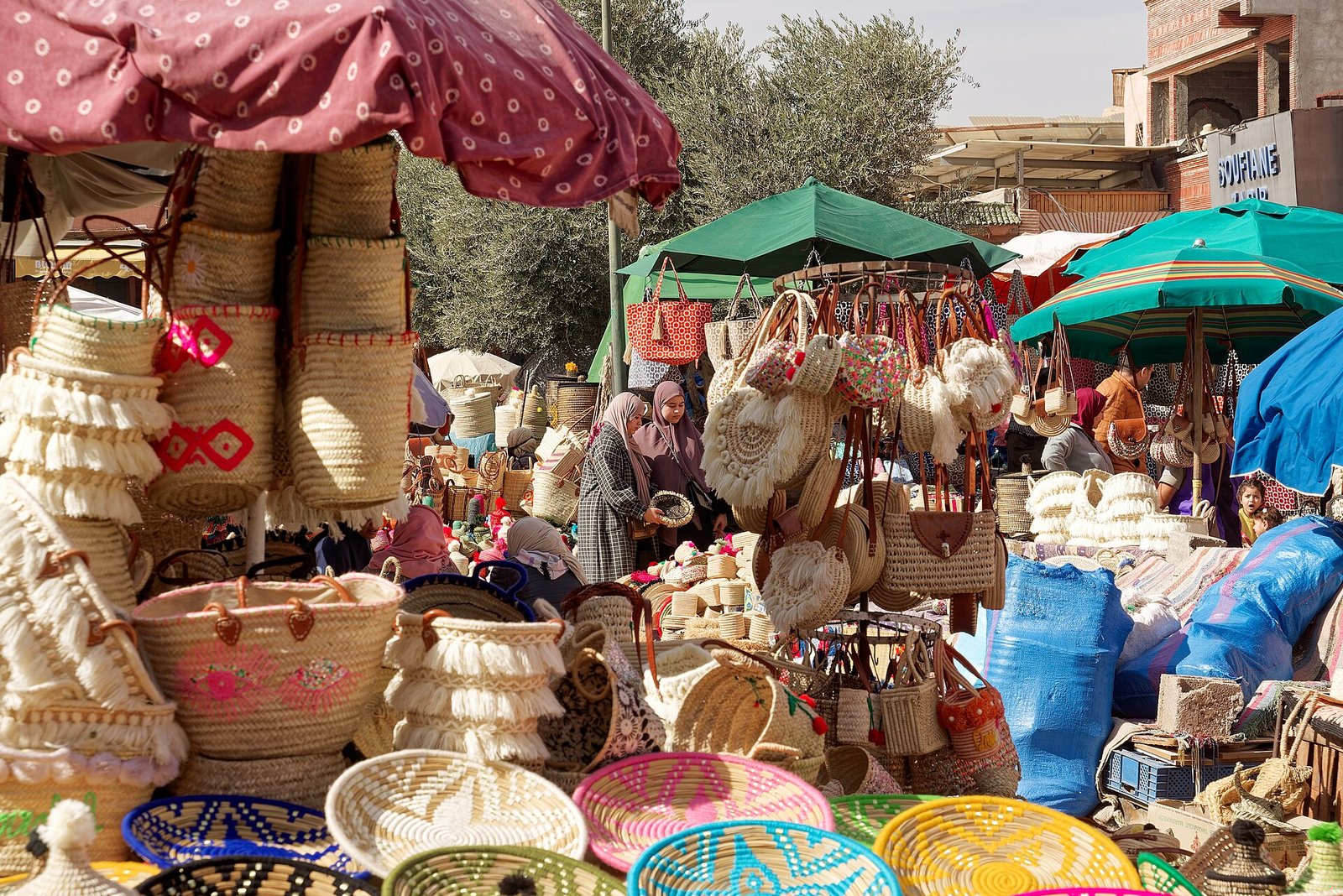 Rahba Kedima: How to Read a Souk