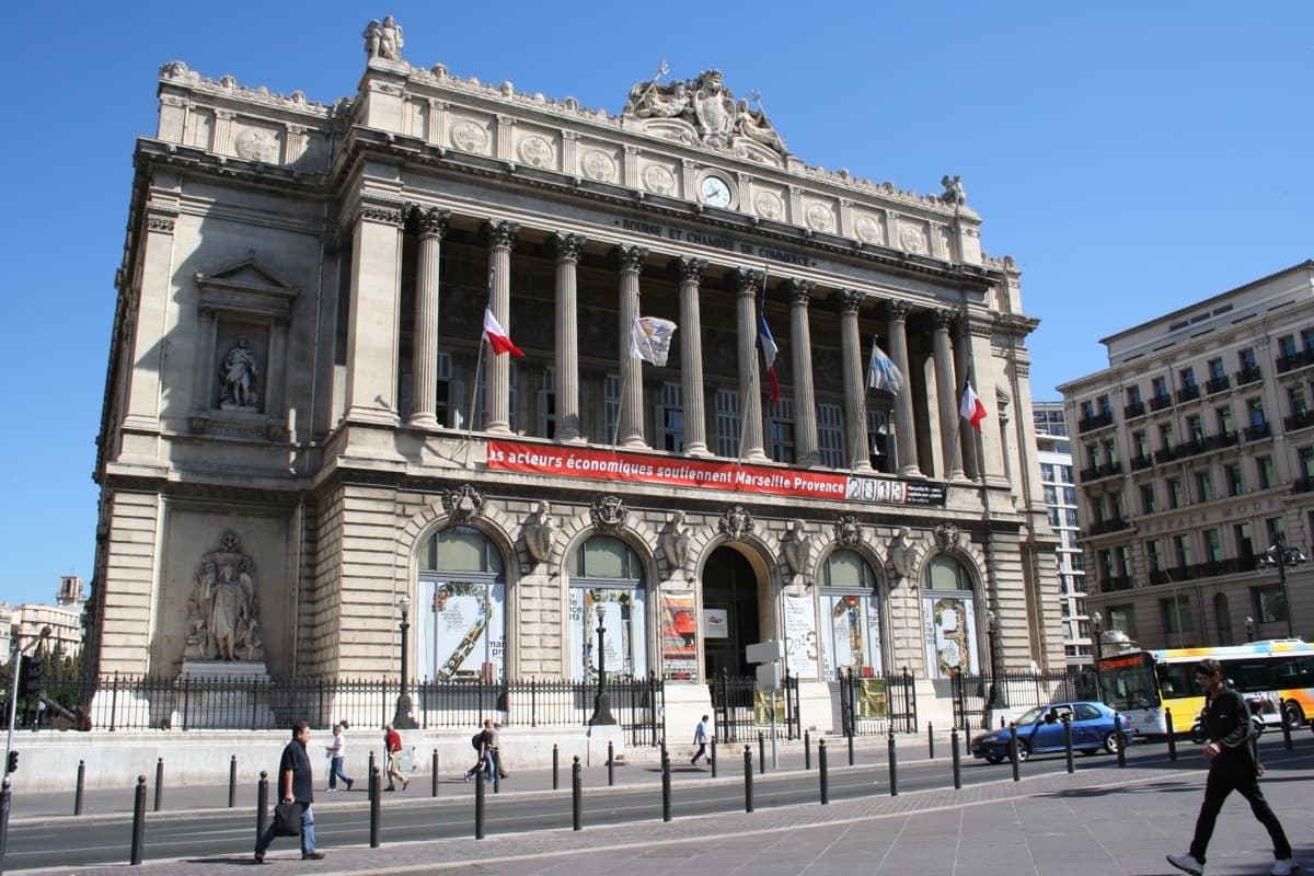 Palais de la Bourse: The Empire Plants Its Foot