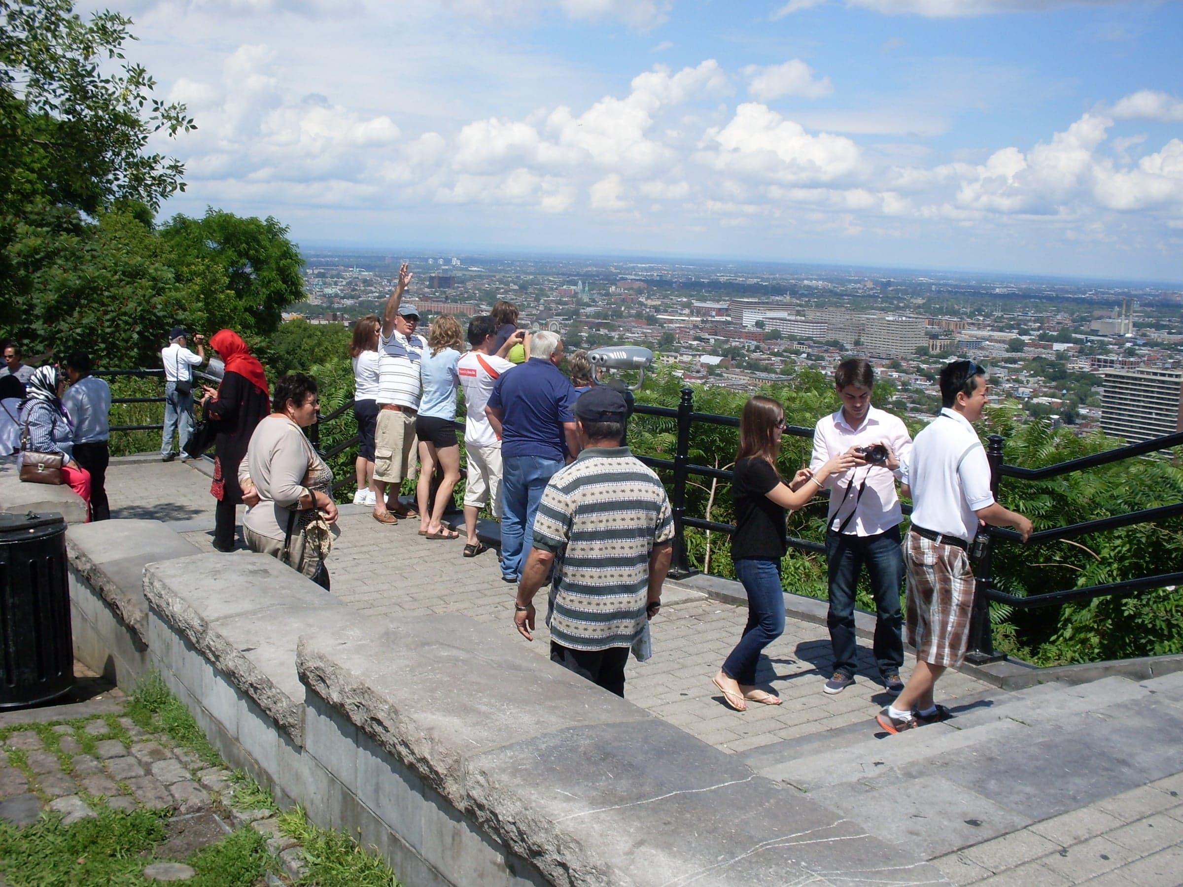 Camillien-Houde Lookout: The View a Car Road Brought