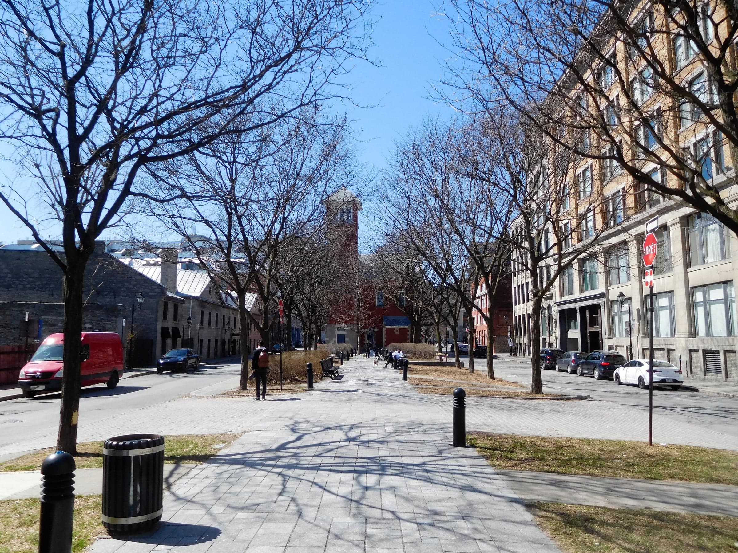 Place d'Youville: Where a Parliament Burned