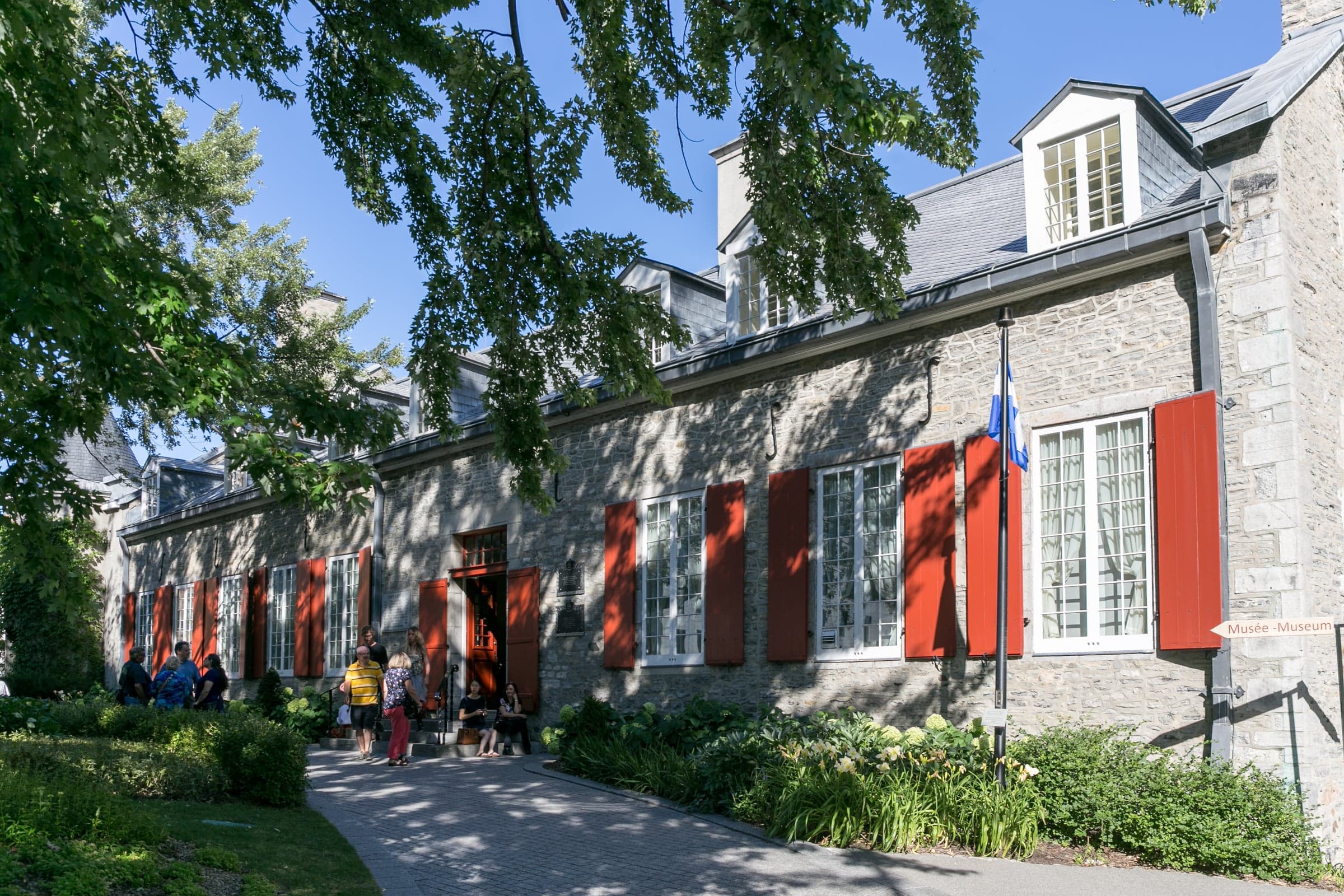 Château Ramezay: The Governor's Stone House