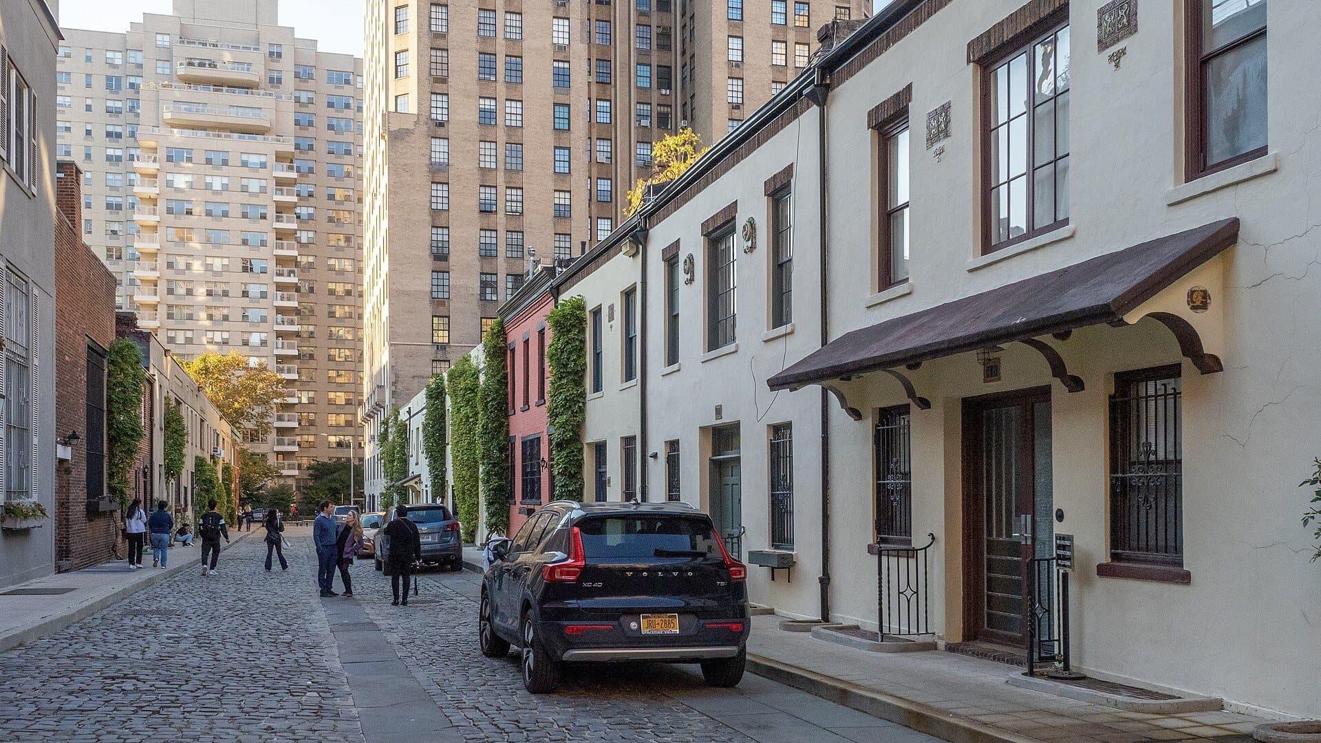 Washington Mews: Stables Behind the Row