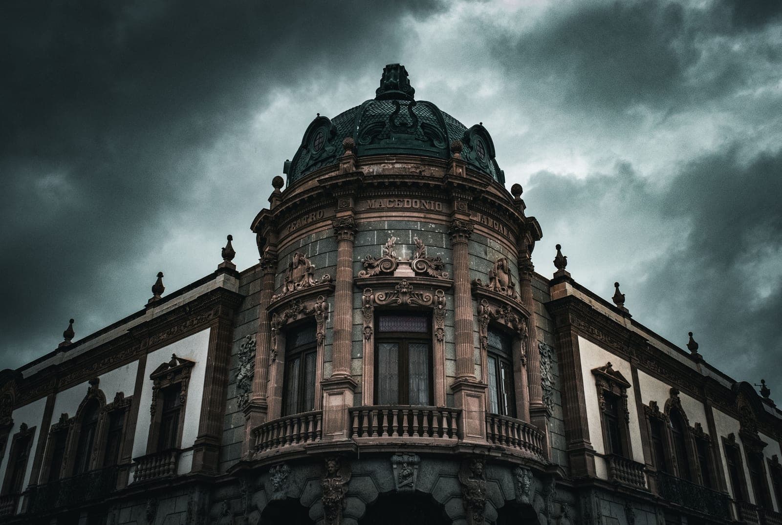 Teatro Macedonio Alcala: Three Names on One Building