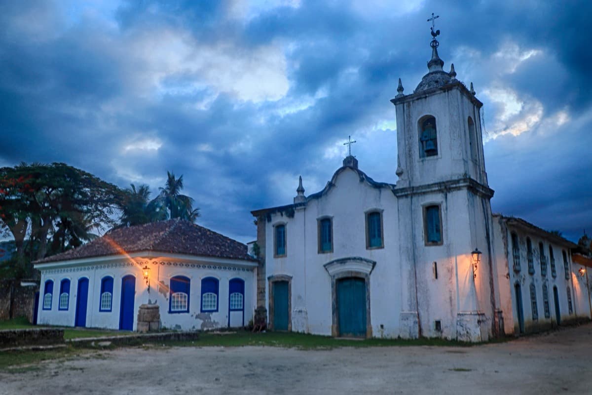 Igreja de Nossa Senhora das Dores: The Aristocracy's Separate Room