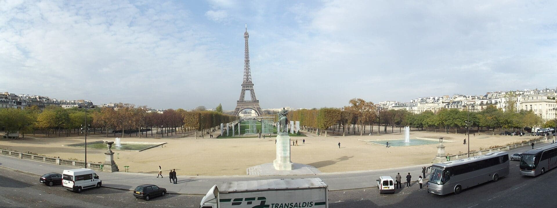 Champ de Mars: From Drill Ground to Garden