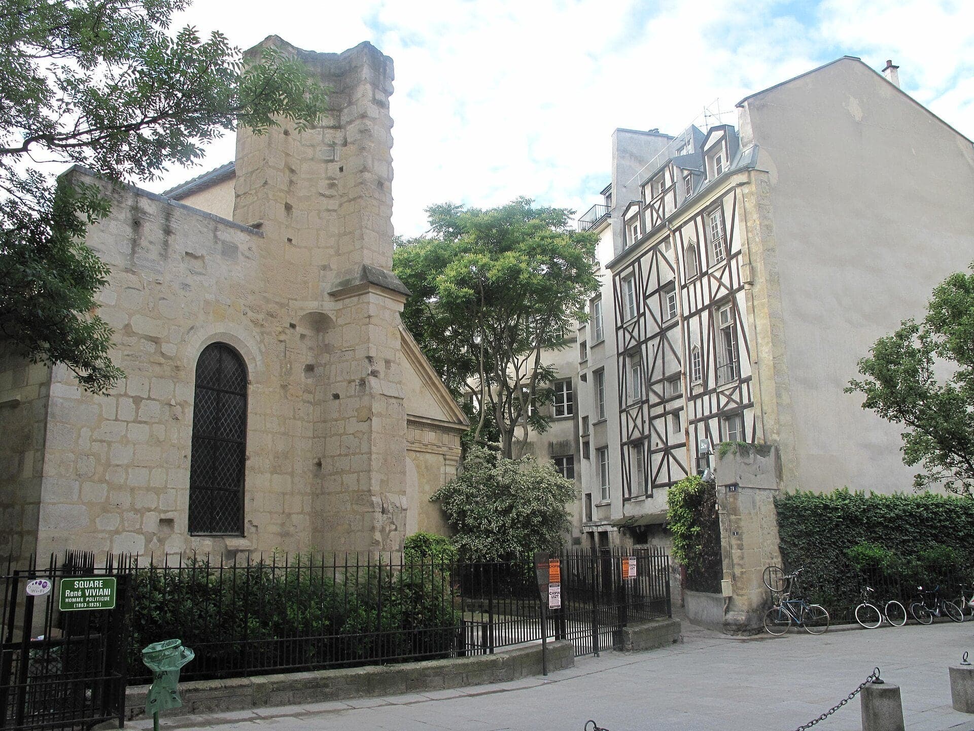 Saint-Julien-le-Pauvre: Where the University Met