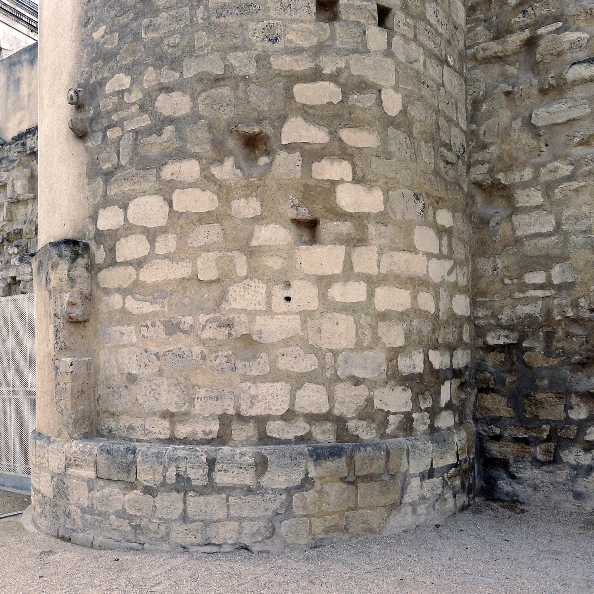Philippe Auguste's Wall: Paris in the 1190s