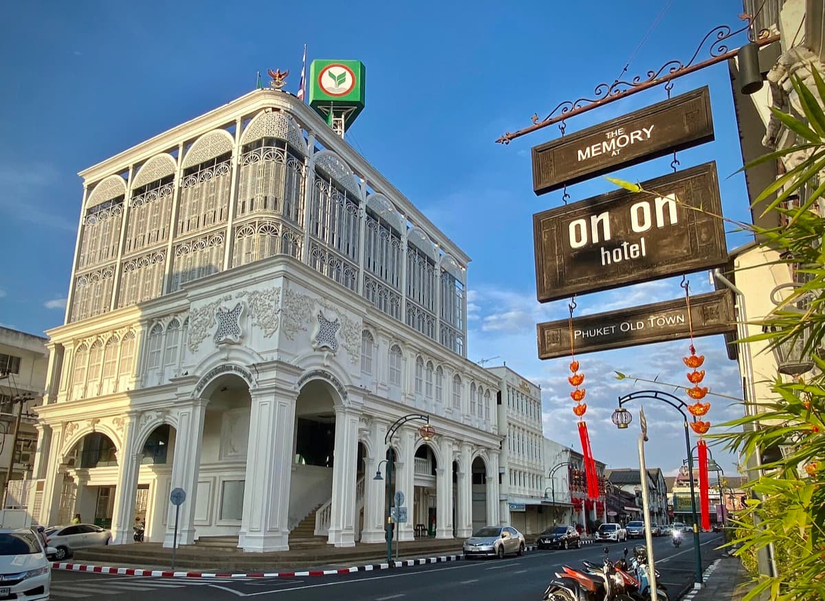 On On Hotel: Where the Traders Slept
