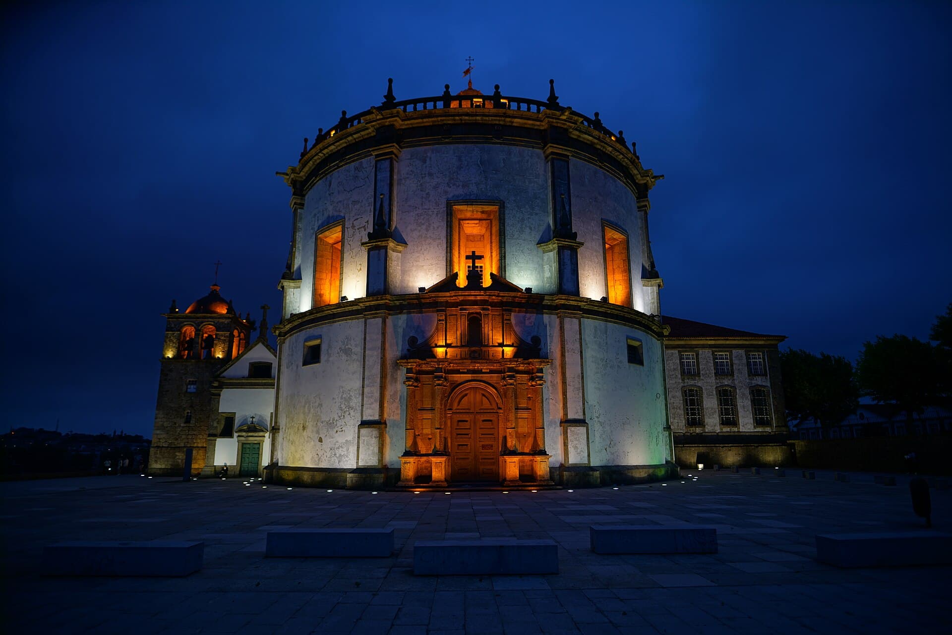 Mosteiro da Serra do Pilar: The Round Church That Watches Porto