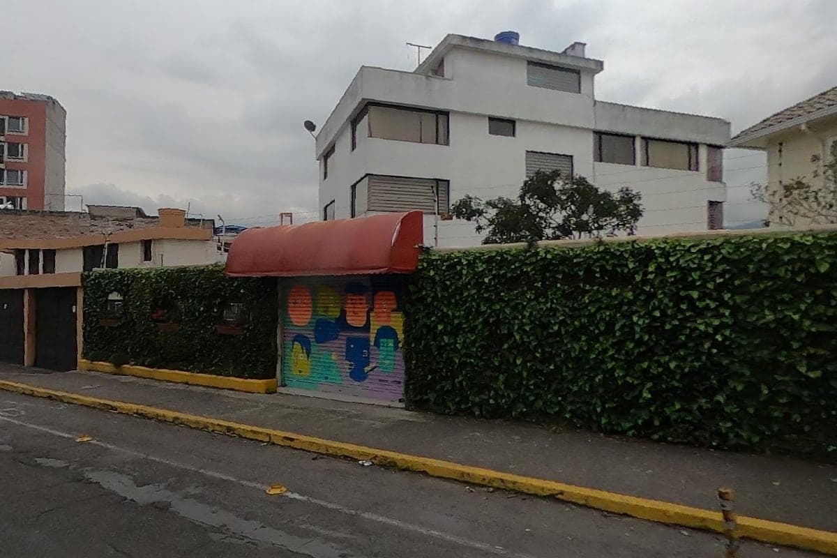Parque Vizcaya: A Park Made from a Street
