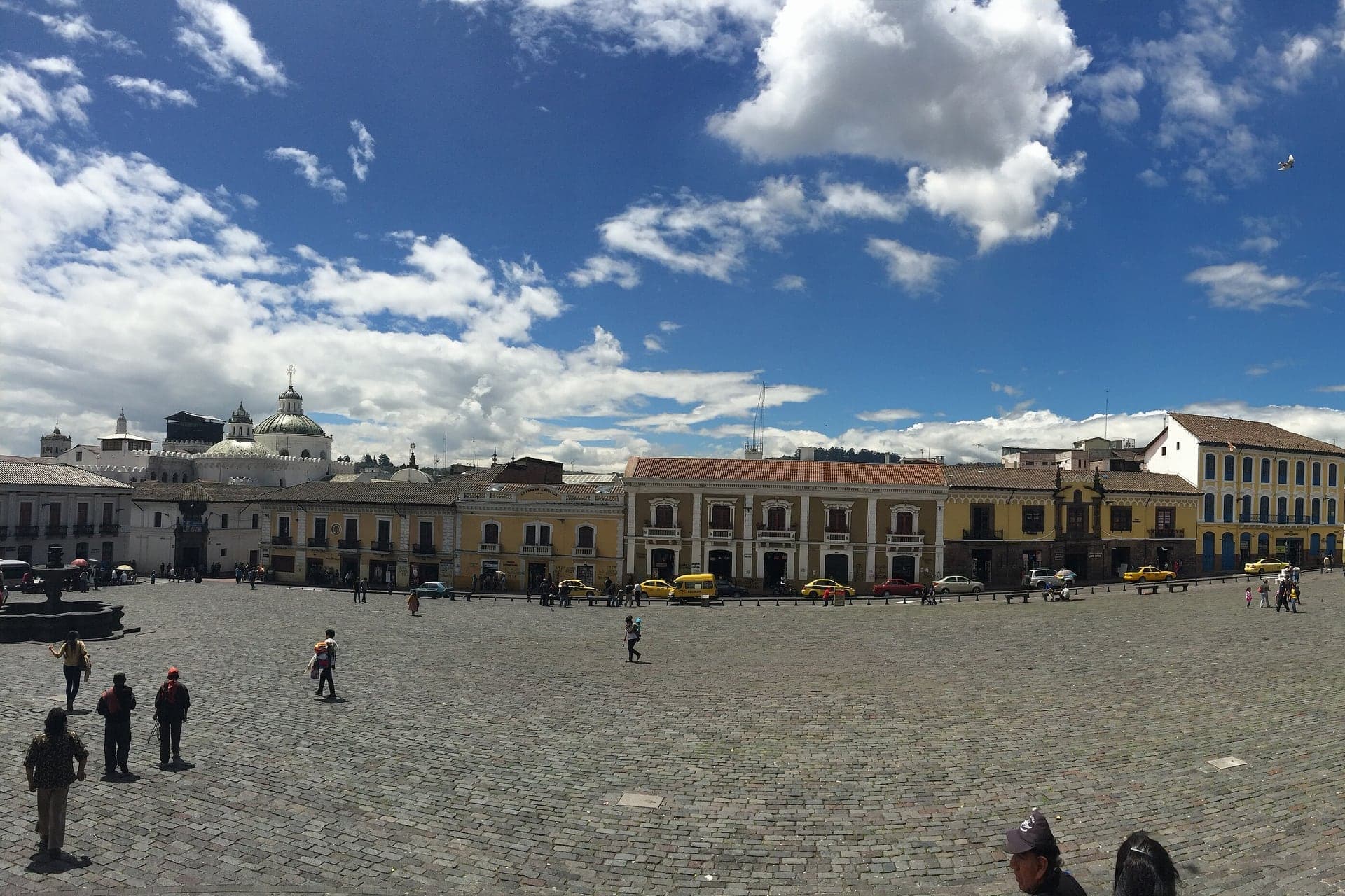 Plaza de San Francisco: A Stair from a Book