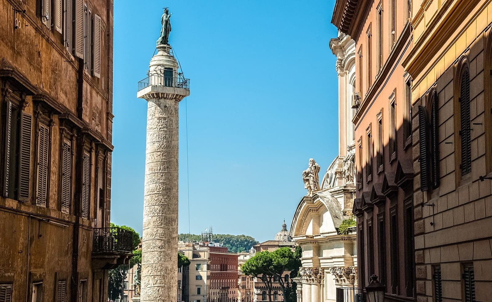 Trajan's Column: A Carved Ribbon