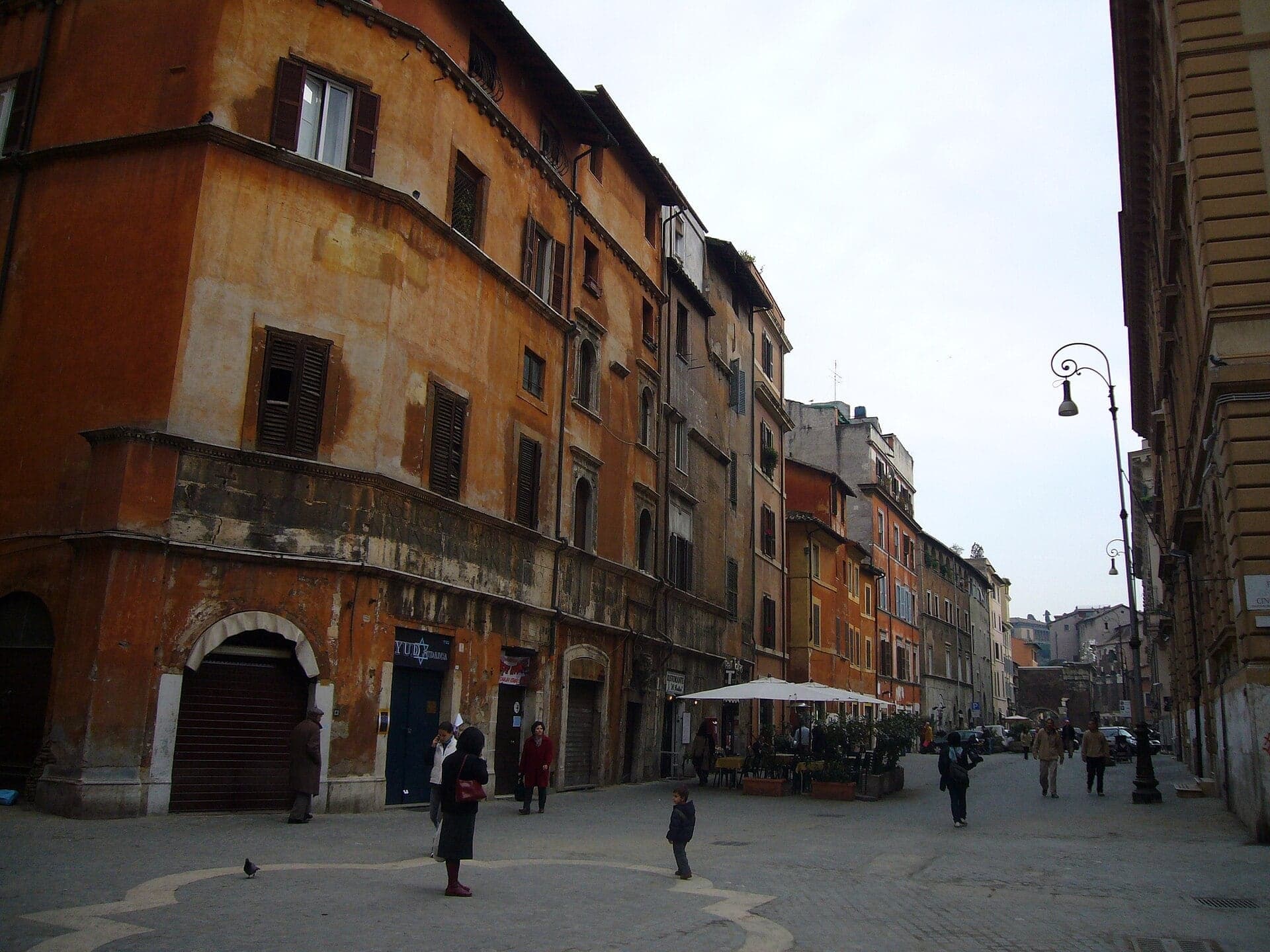 Portico d'Ottavia: A Gate to the Ghetto