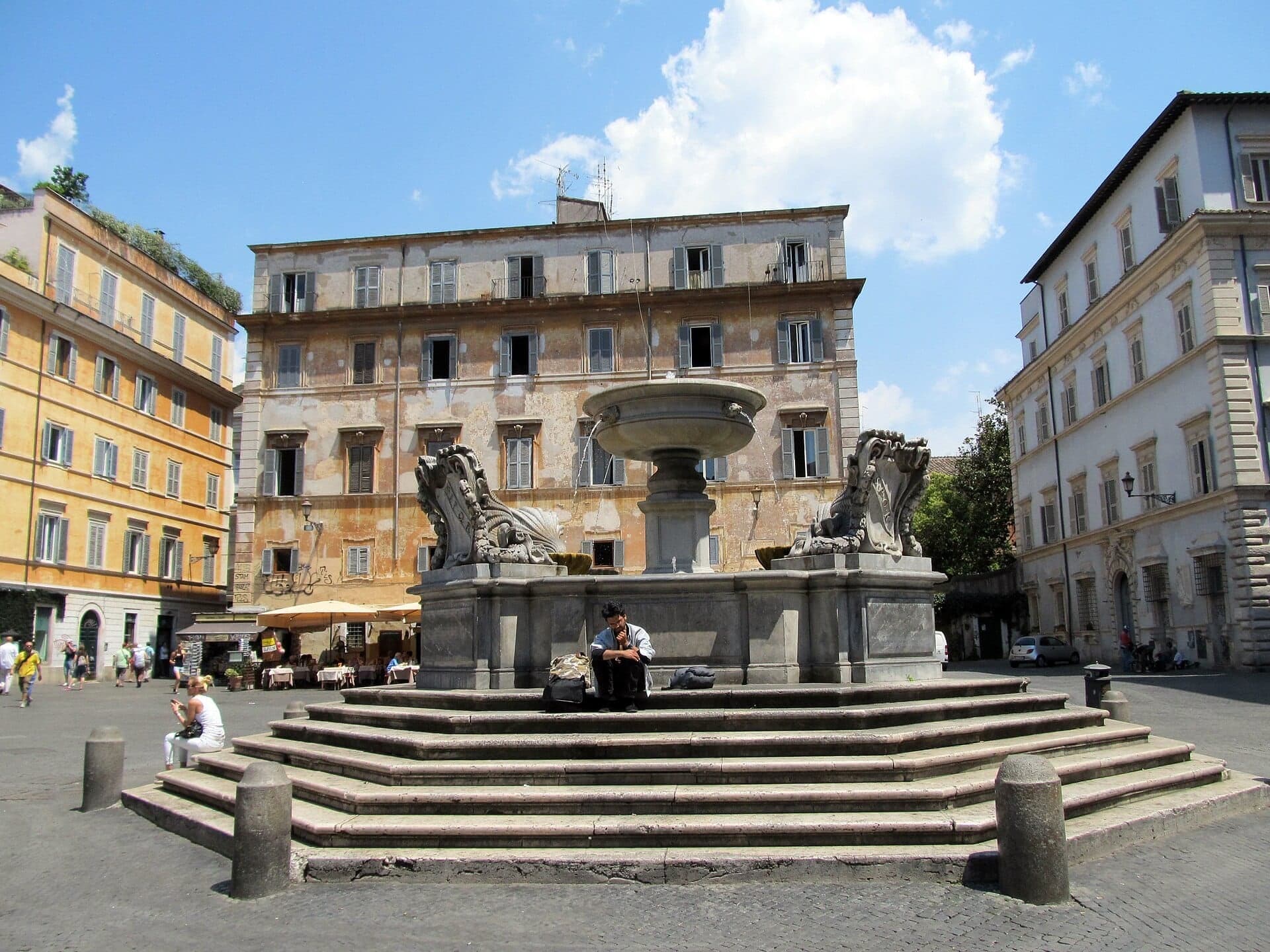 Santa Maria in Trastevere: Gold Above the Square