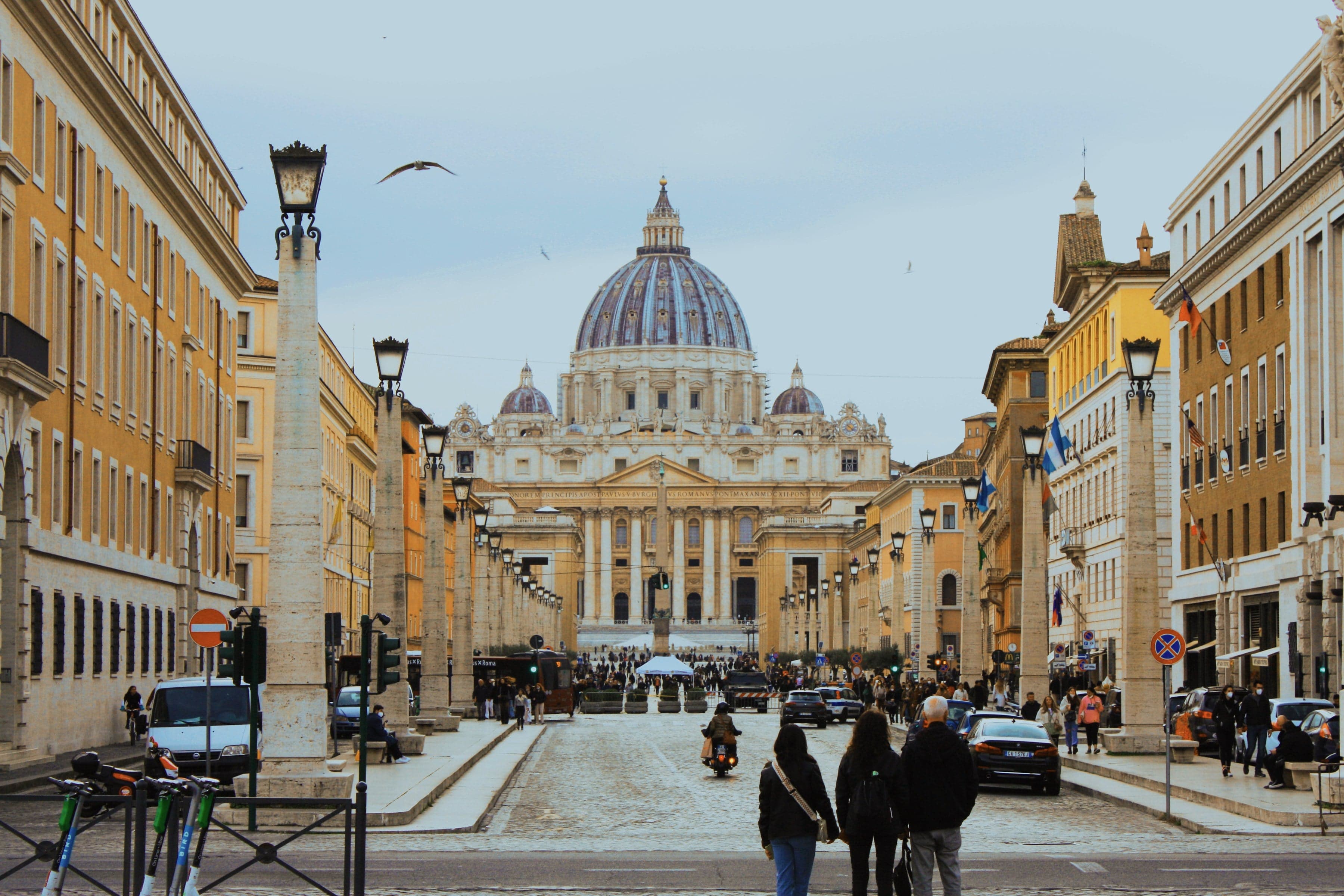 Vatican and St. Peter's Square: The Lost Surprise