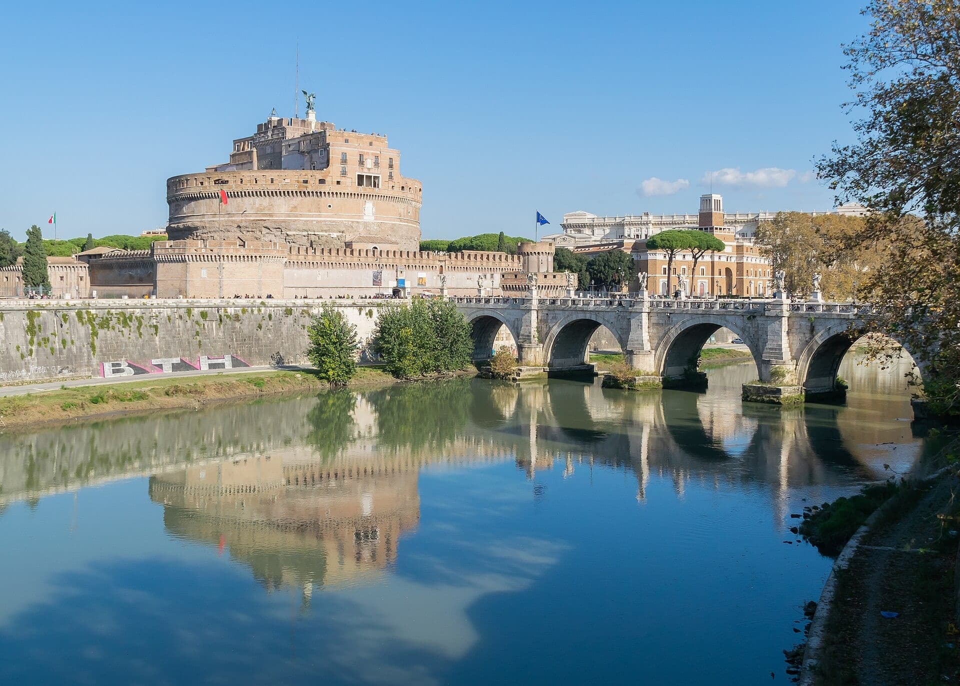 Ponte Sant'Angelo: Bridge of Angels