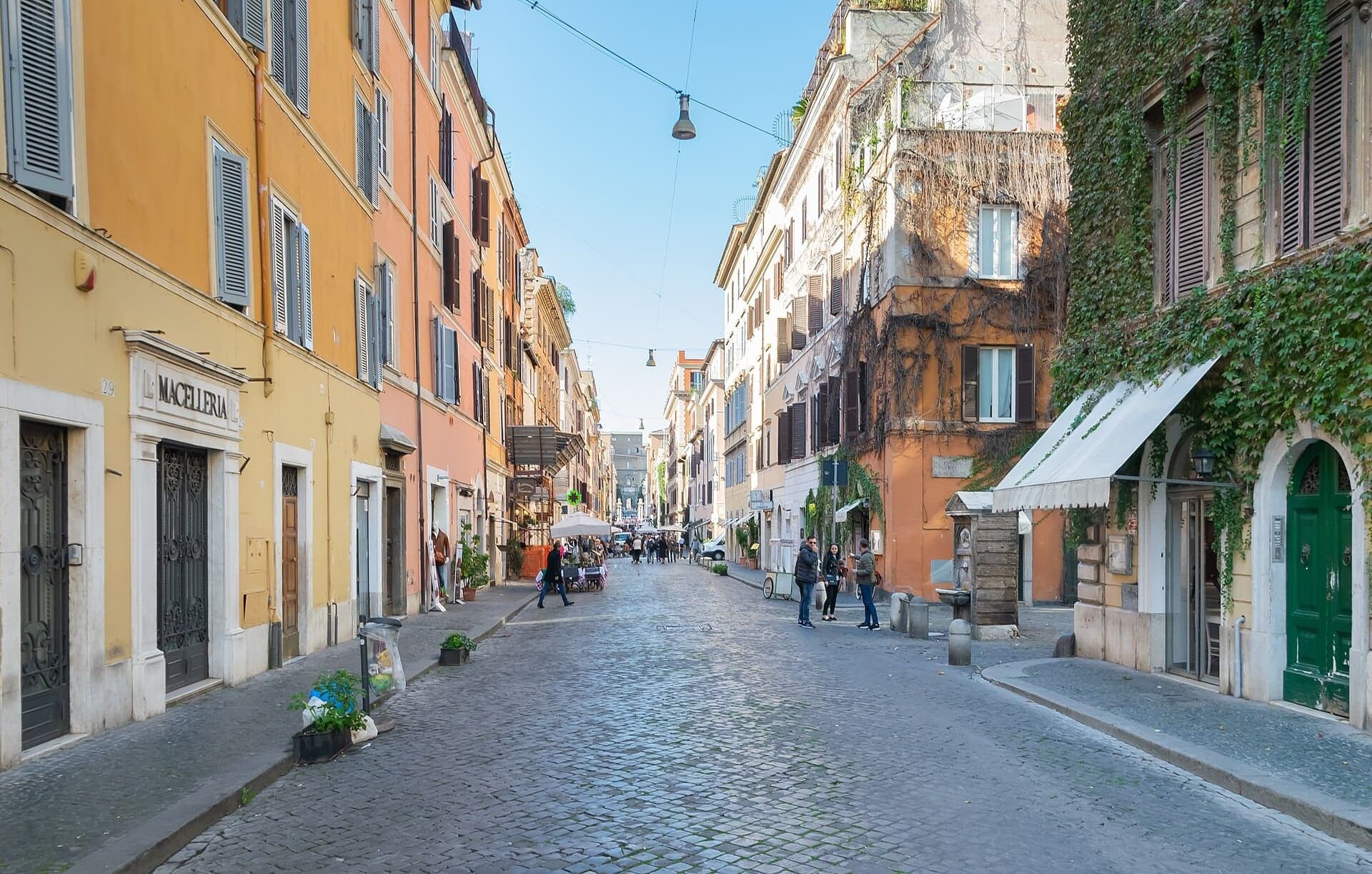 Borgo Pio: A Pope's Small City