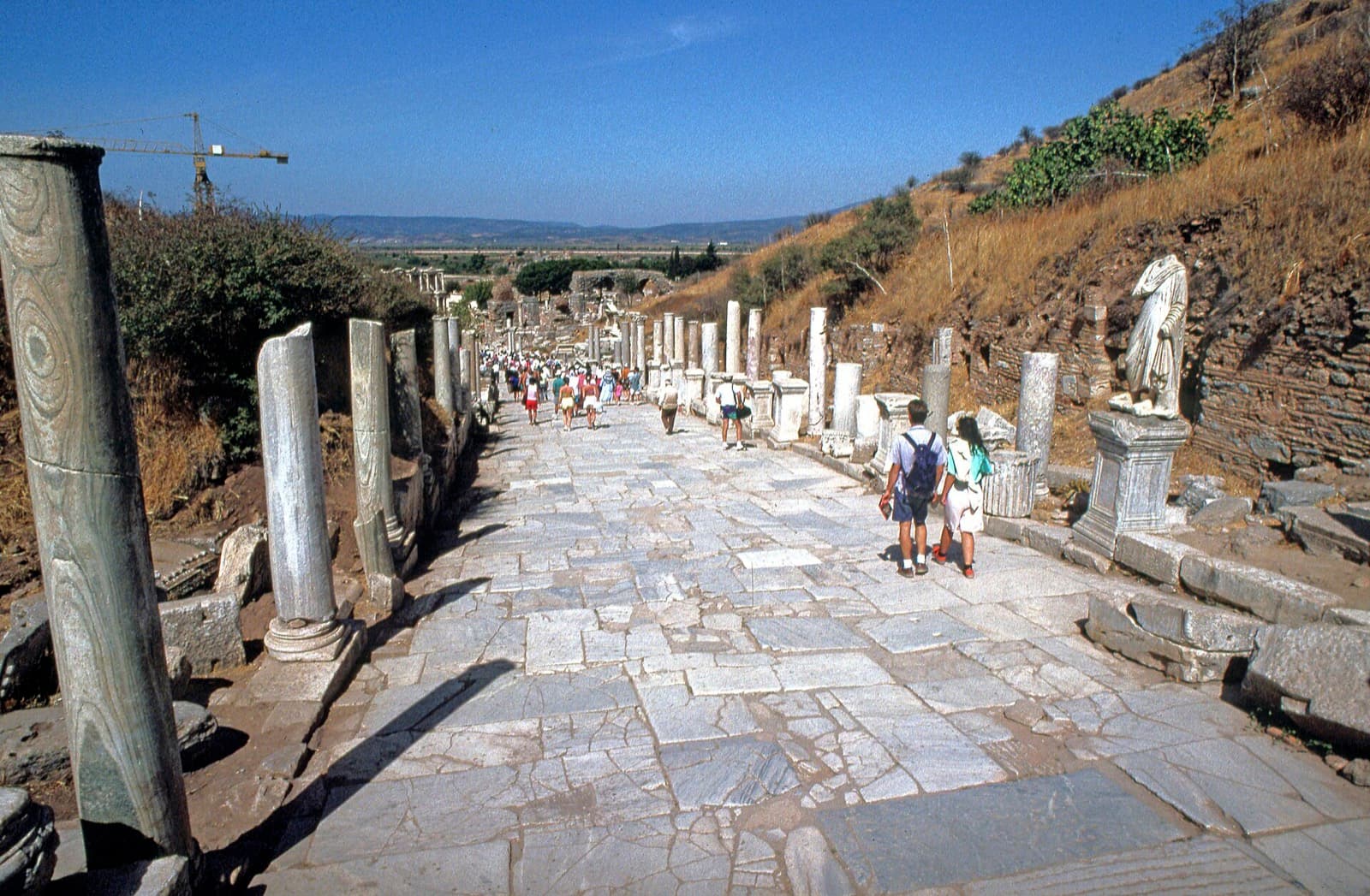 Curetes Street: How to Read the Whole Marble City of Ephesus
