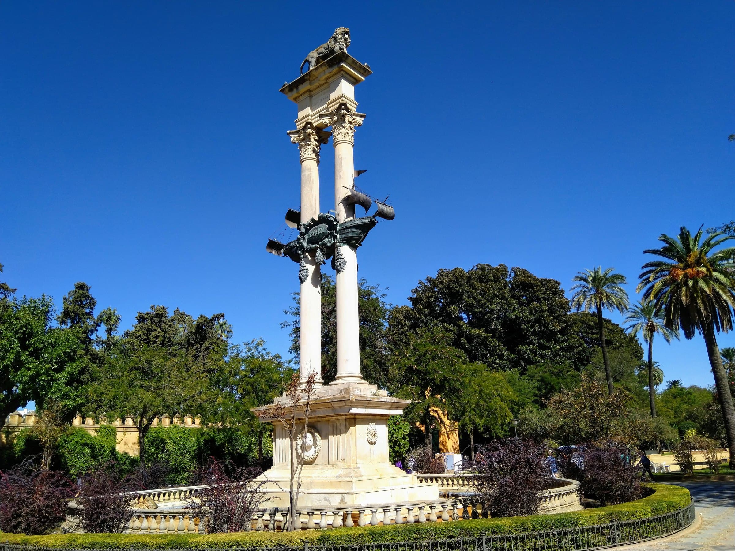 Jardines de Murillo: The Orchard the Palace Gave Up