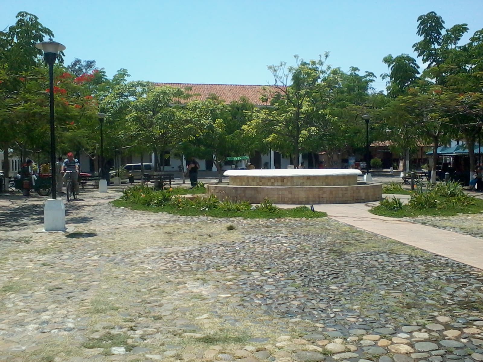 Plaza de las Madres (Mothers' Plaza) de Suchitoto, El Salvador