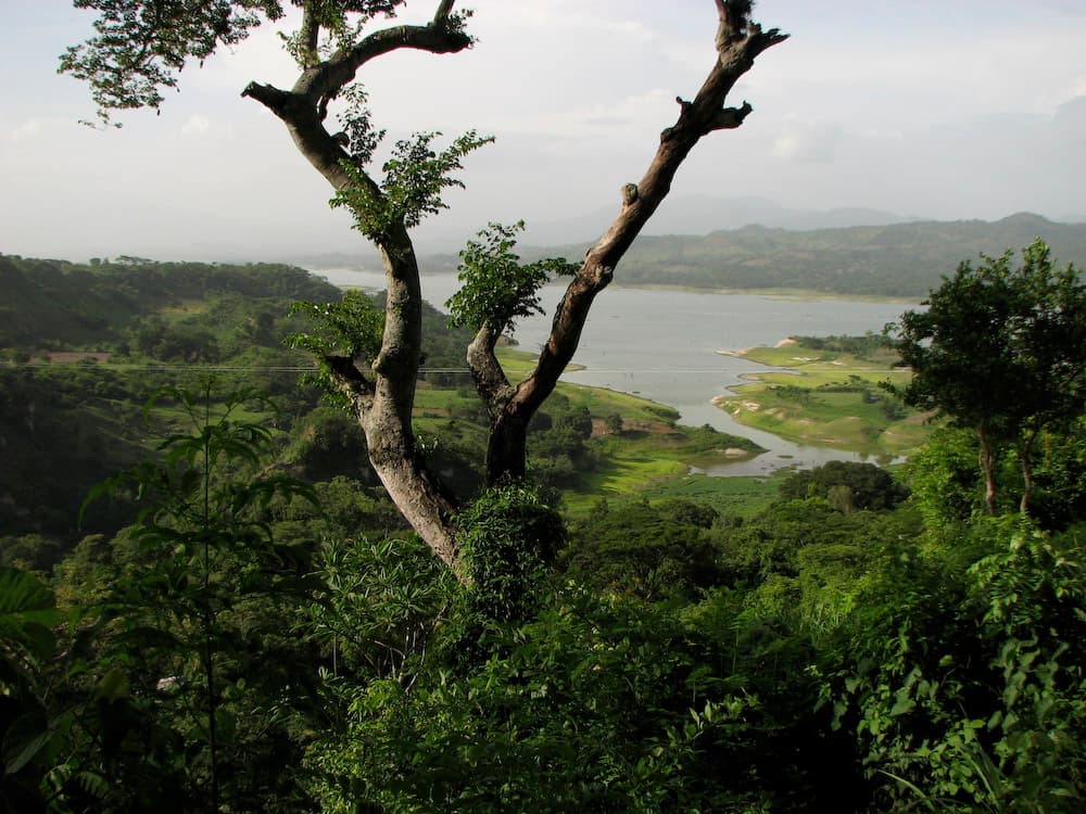 Mirador hacia Lago Suchitlán (Lake Viewpoint), Suchitoto, El Salvador