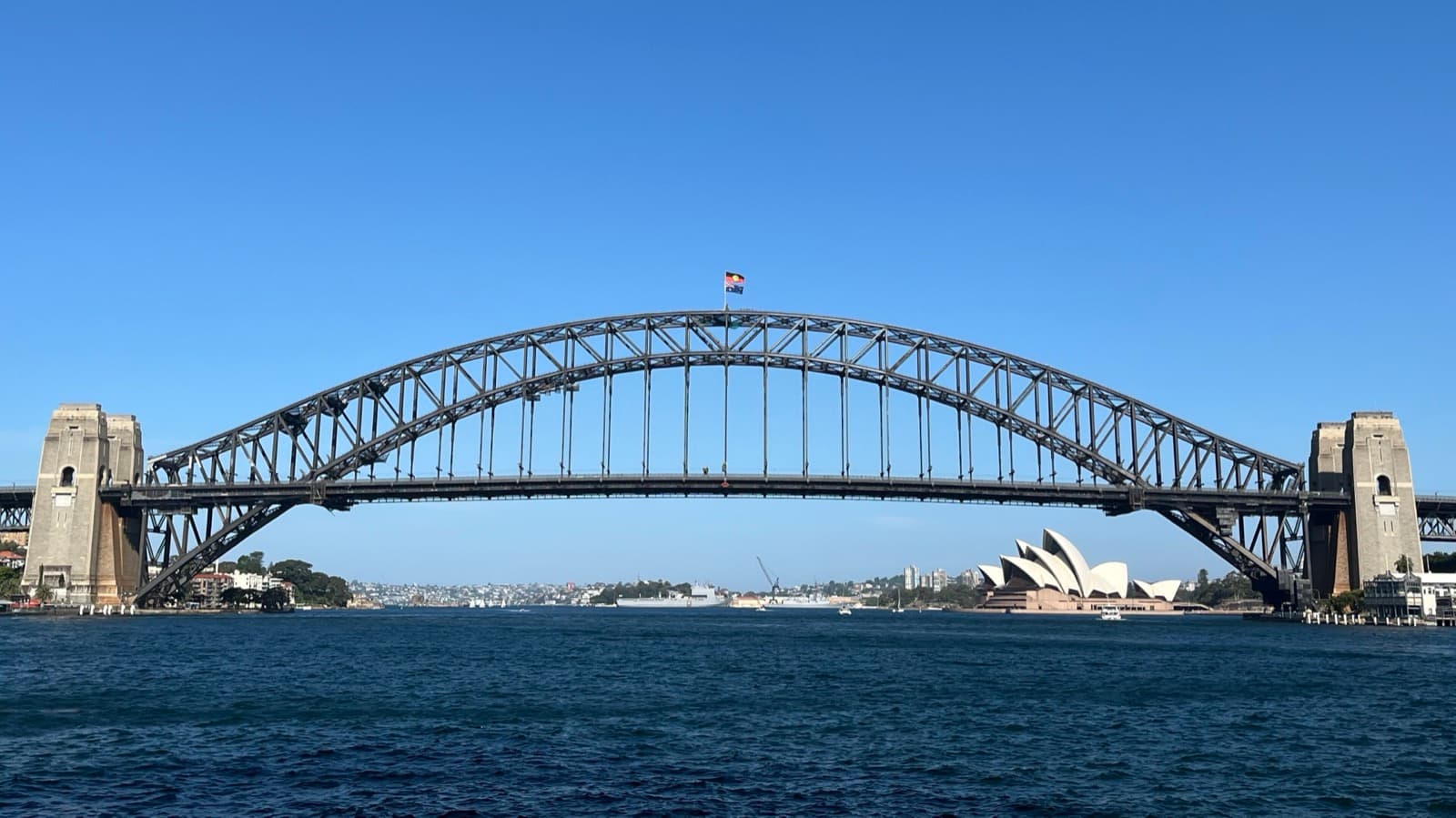 The Sydney Harbour Bridge: Why the Coathanger Opened With a Sword