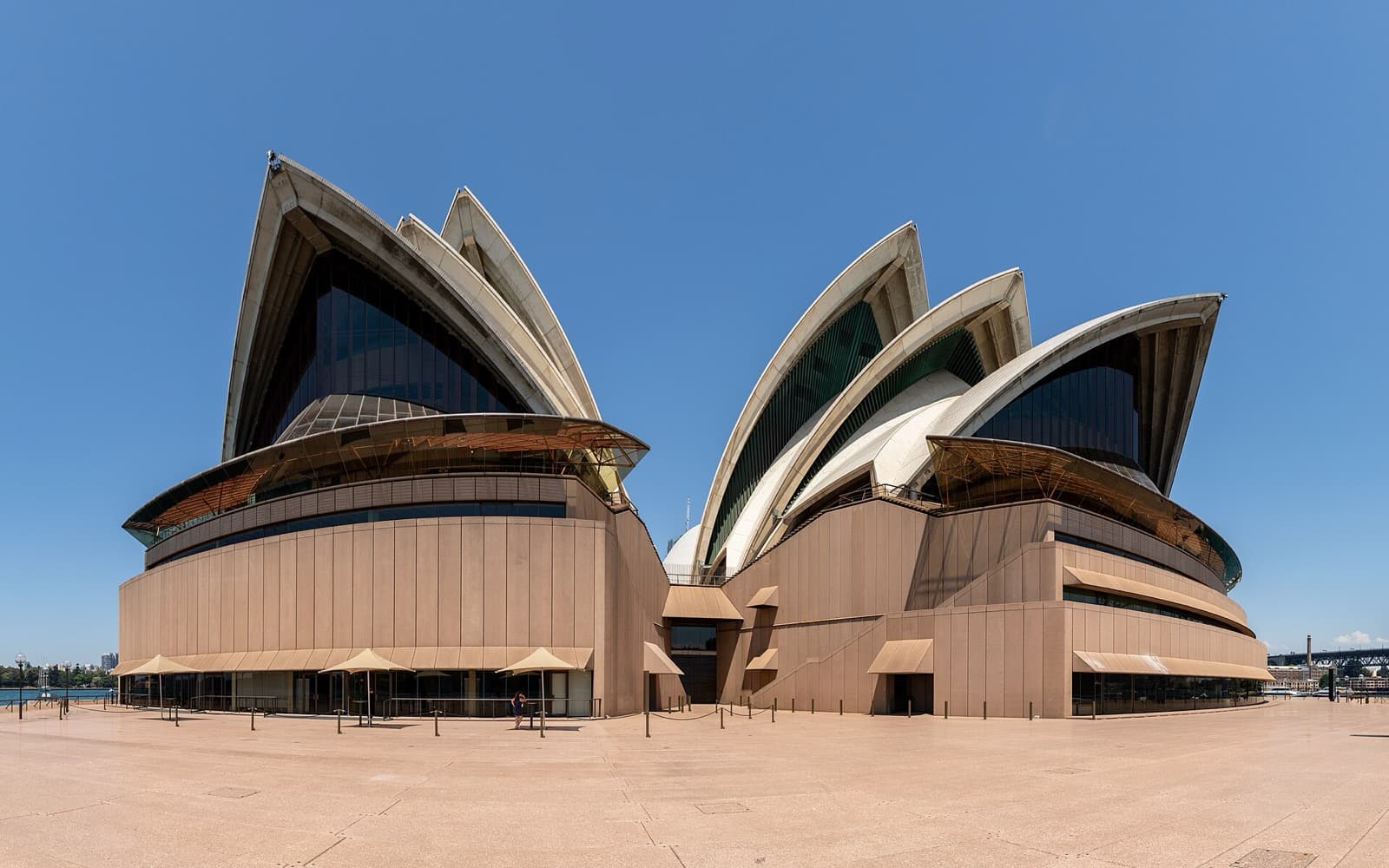 The Sydney Opera House and the Struggle Behind the Postcard