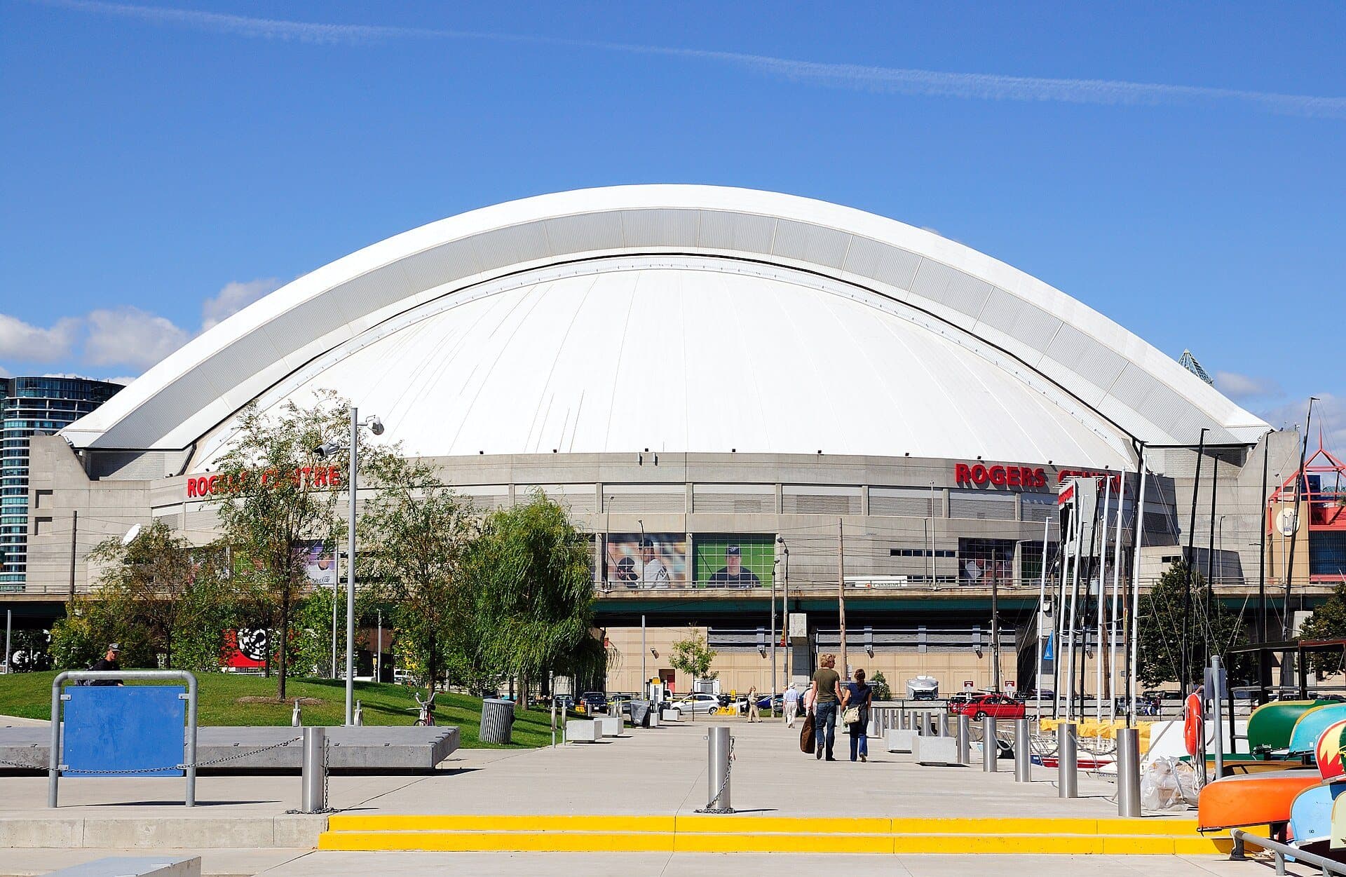 Rogers Centre: The SkyDome and Its Rolling Roof