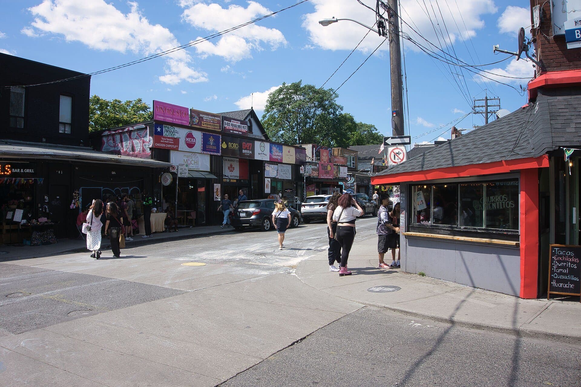 Kensington Avenue: Gables Above the Shopfronts