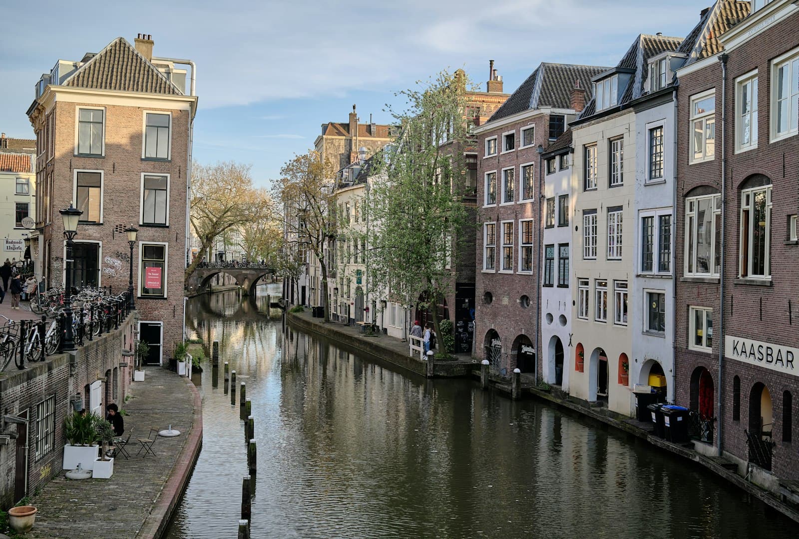 Oudegracht Wharves: The Streets Below the Street