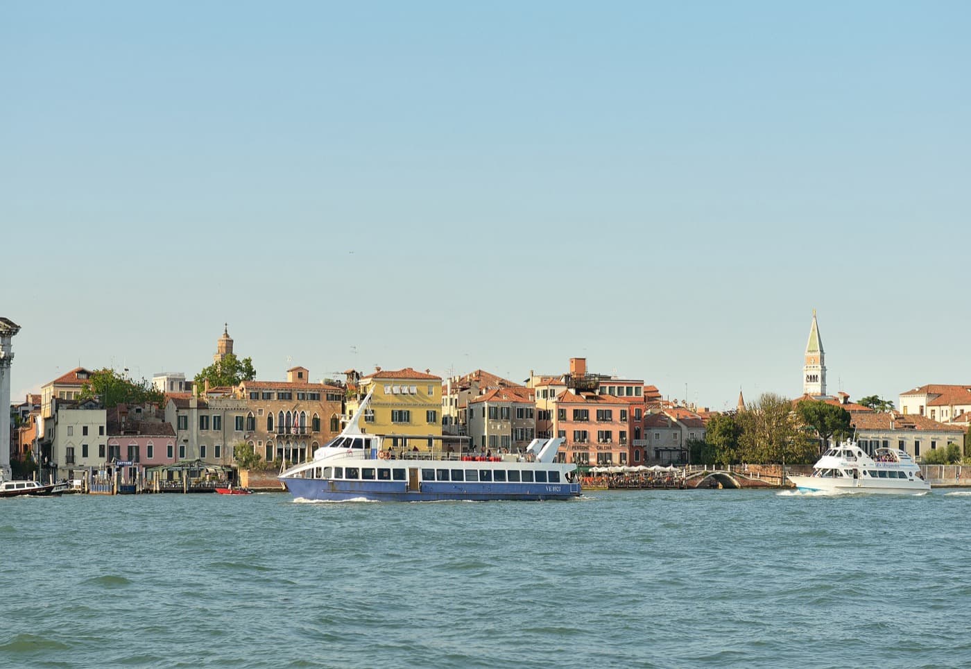 Le Zattere: The Quay Where the Mountains Arrived