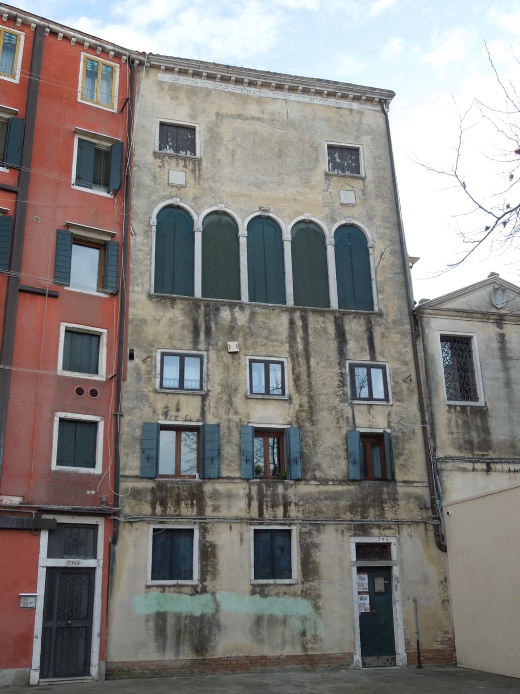Scola Grande Tedesca: The Synagogues Hidden in the Rooftops