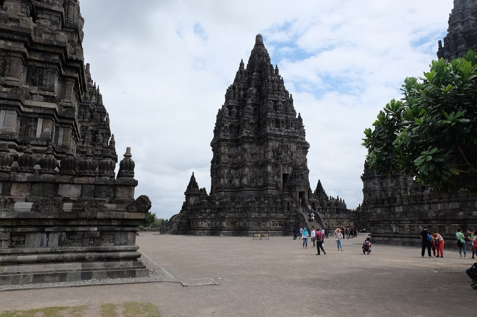 Candi Shiva: How Prambanan's Tallest Tower Organizes an Entire Temple City