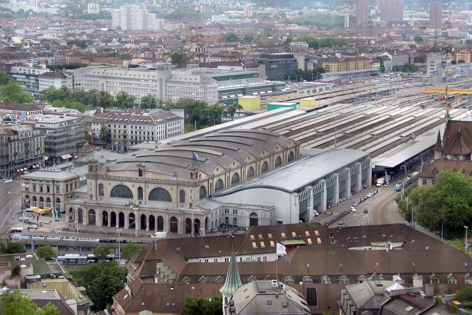 The Main Station and the Swiss National Museum: The Head of the Avenue