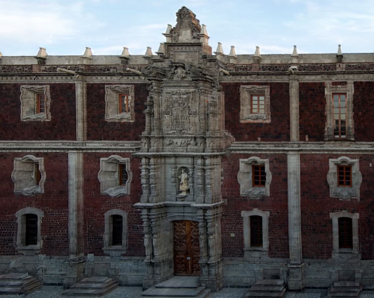 Antiguo Colegio de San Ildefonso — Ground Zero