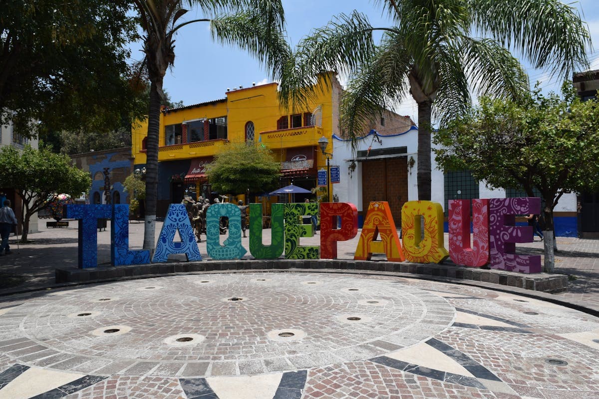 Tlaquepaque: Fire & Folk Art