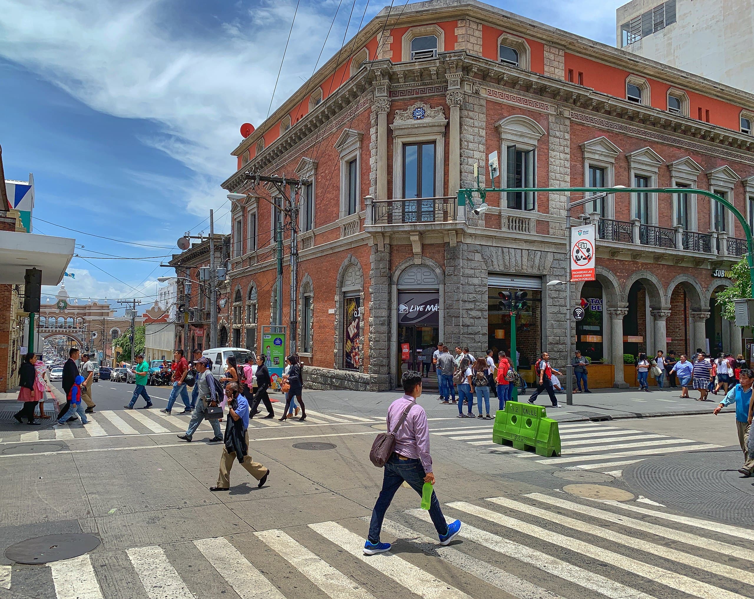 Paseo de la Sexta: The Oligarch's Street