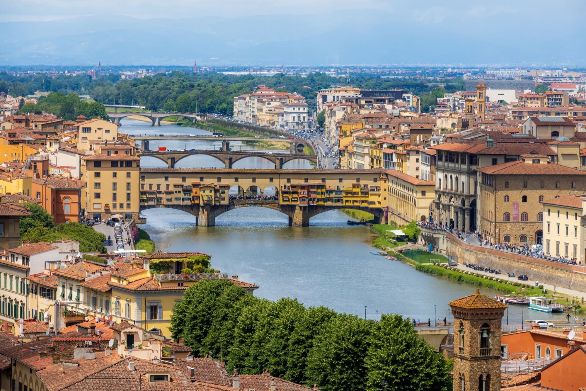 Uffizi Gallery: the Arno from the south hills: the Ponte Vecchio, the Vasari Corridor and the Uffizi on the right bank