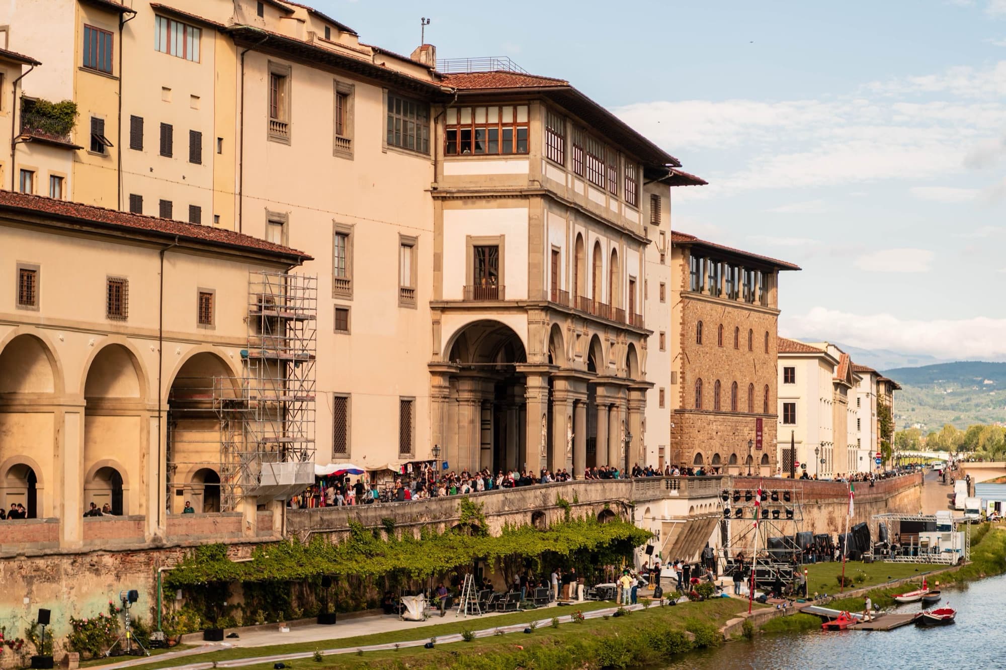Uffizi Gallery: the Uffizi's river end and loggia on the Arno, from across the river
